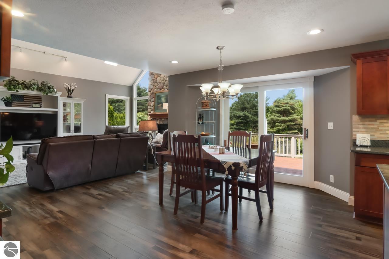 128 Spring Hill Road