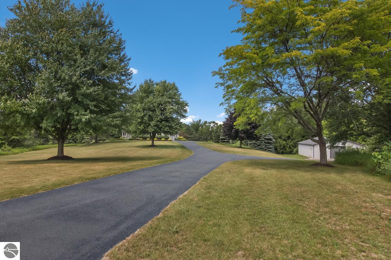 128 Spring Hill Road
