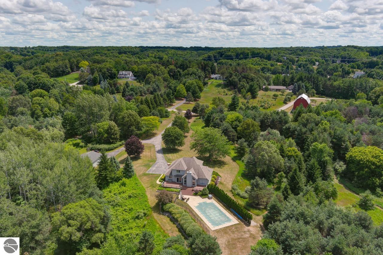 128 Spring Hill Road