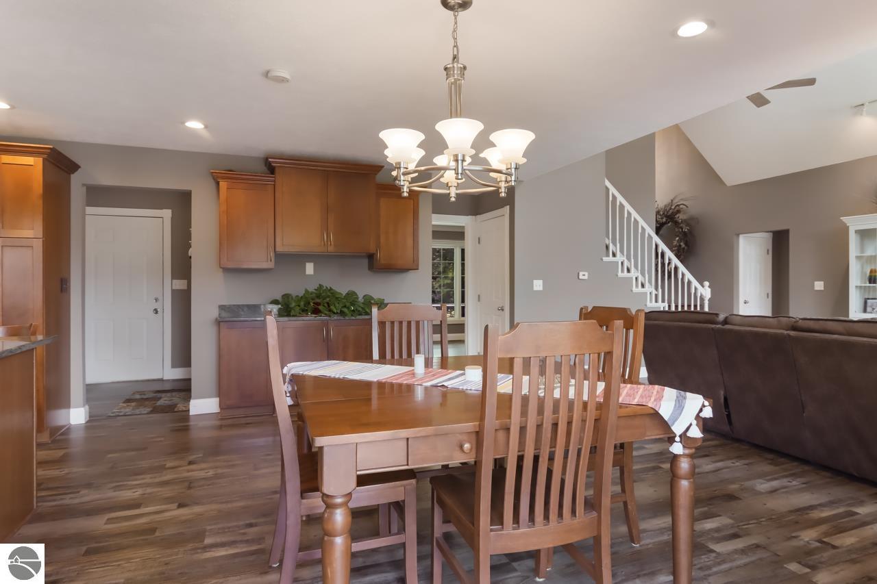 128 Spring Hill Road