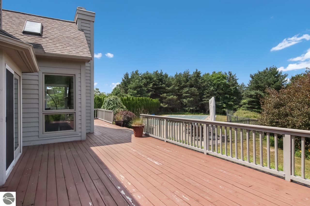 128 Spring Hill Road