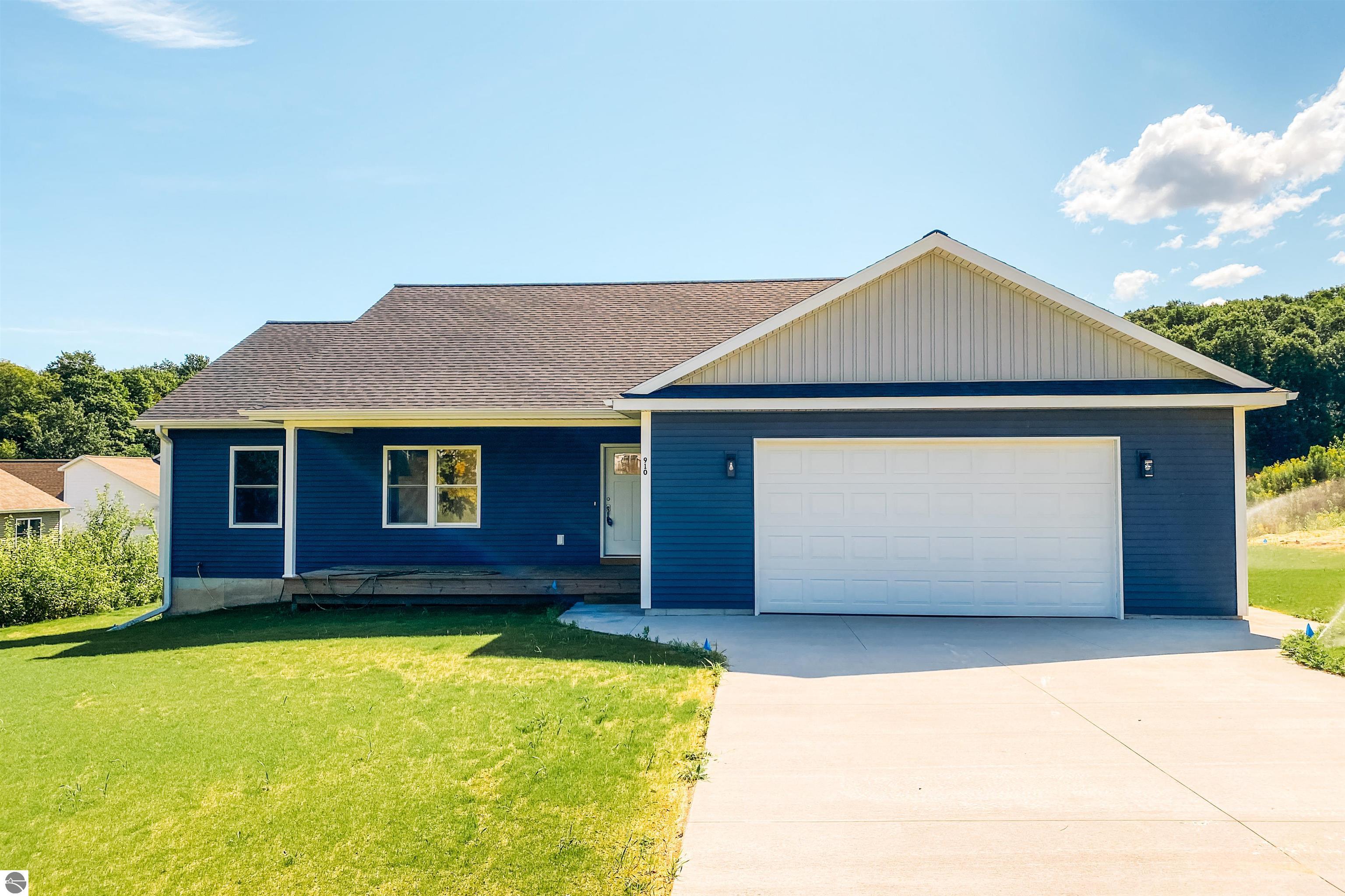 910 Coyote Lane
