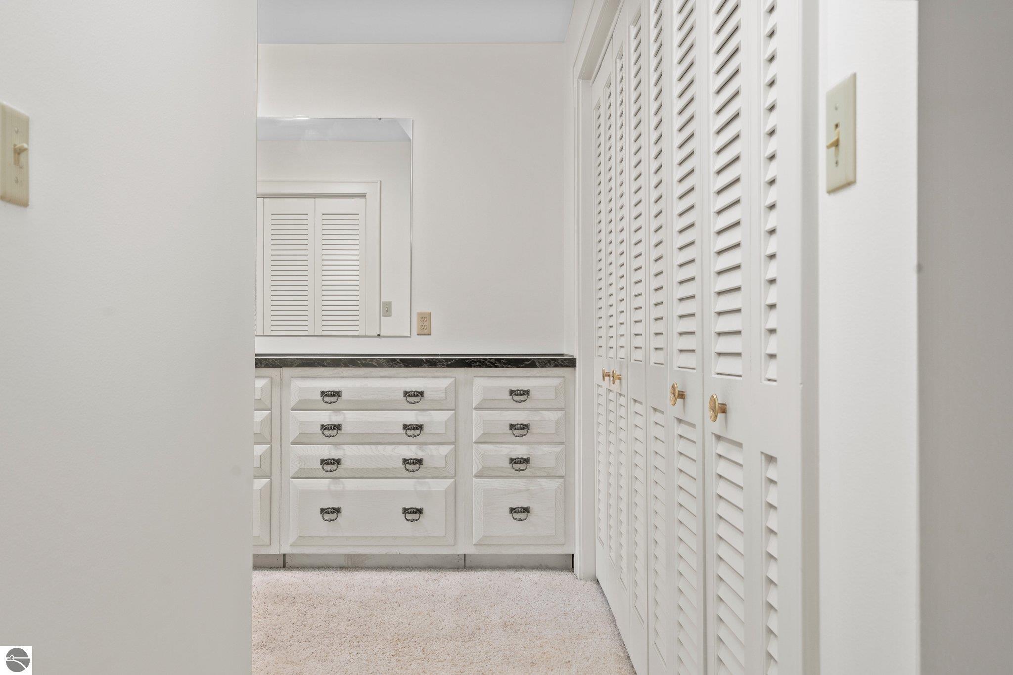 4225 Bay View Pt