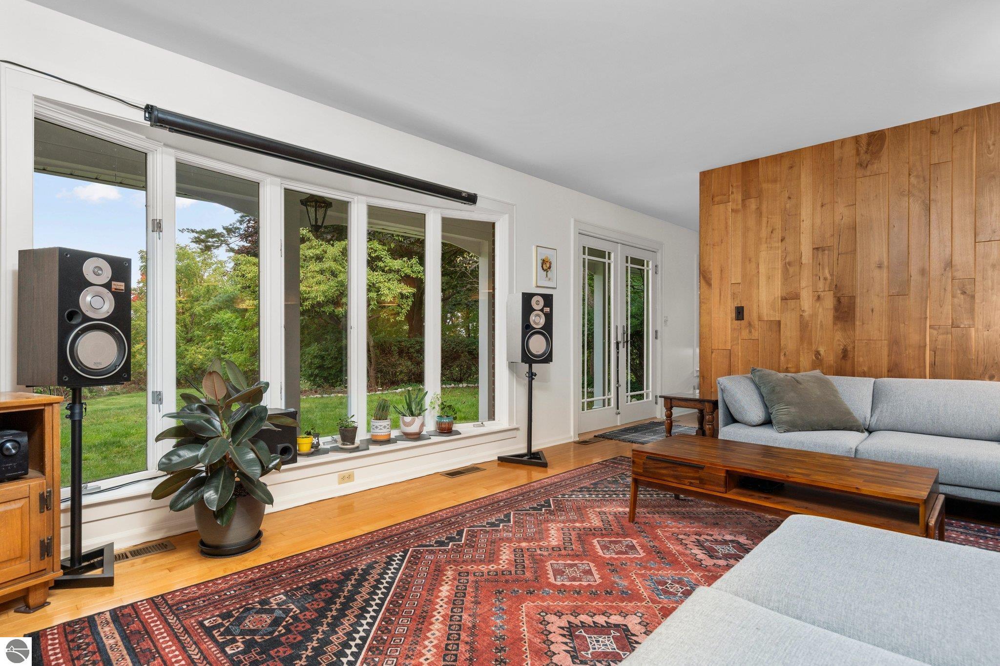 4225 Bay View Pt