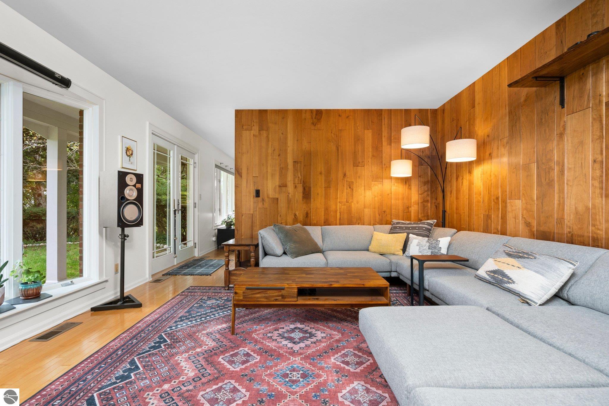4225 Bay View Pt