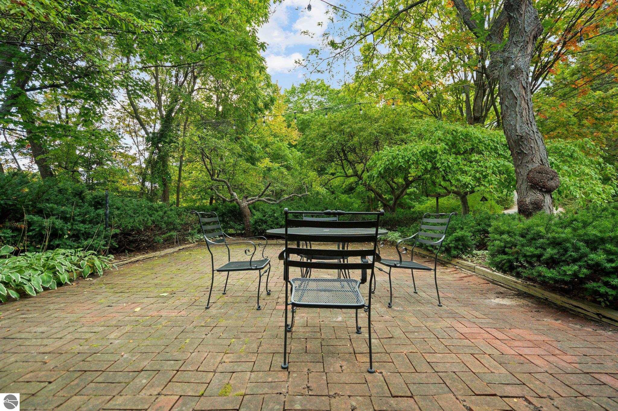 4225 Bay View Pt