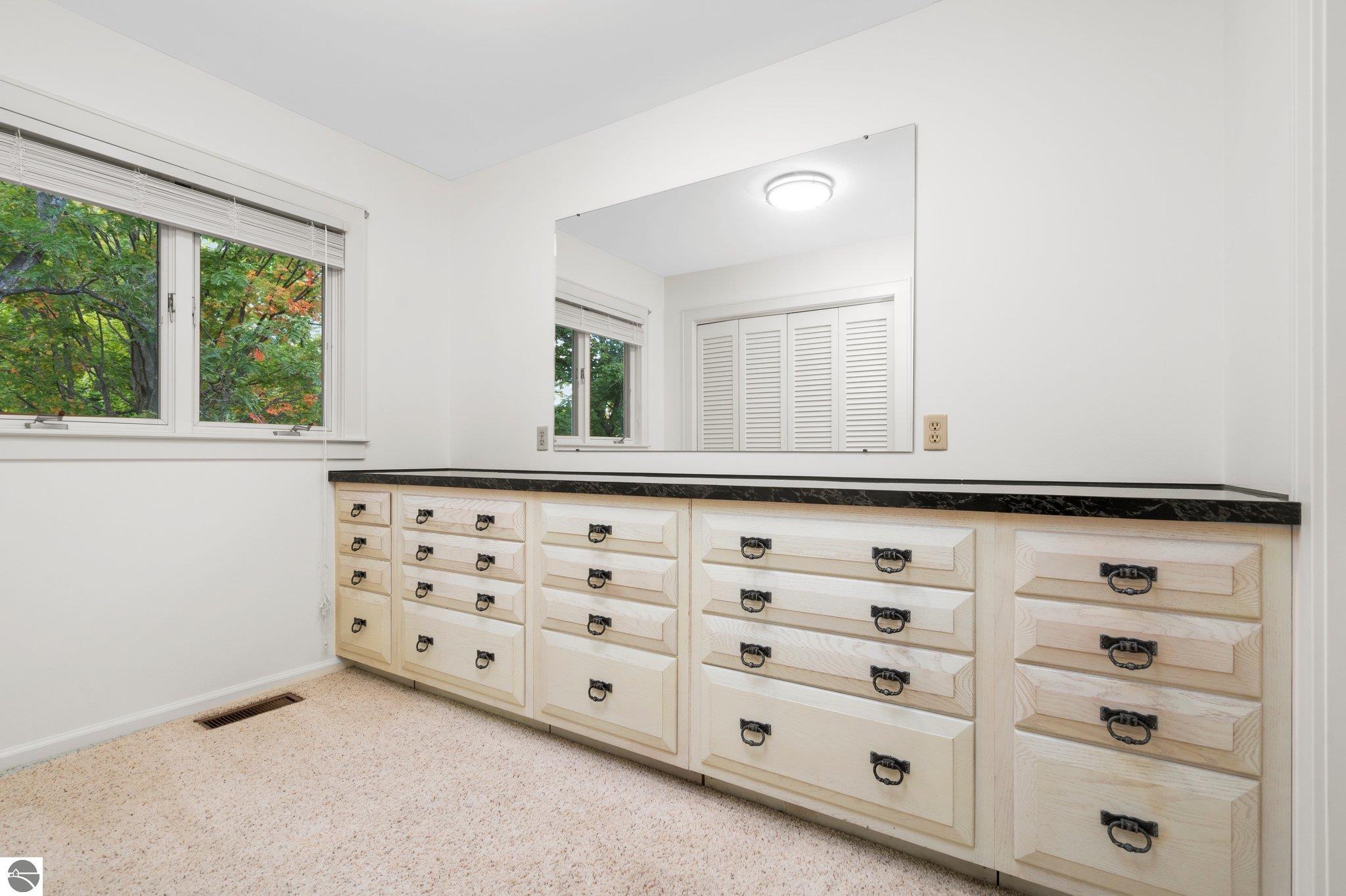 4225 Bay View Pt