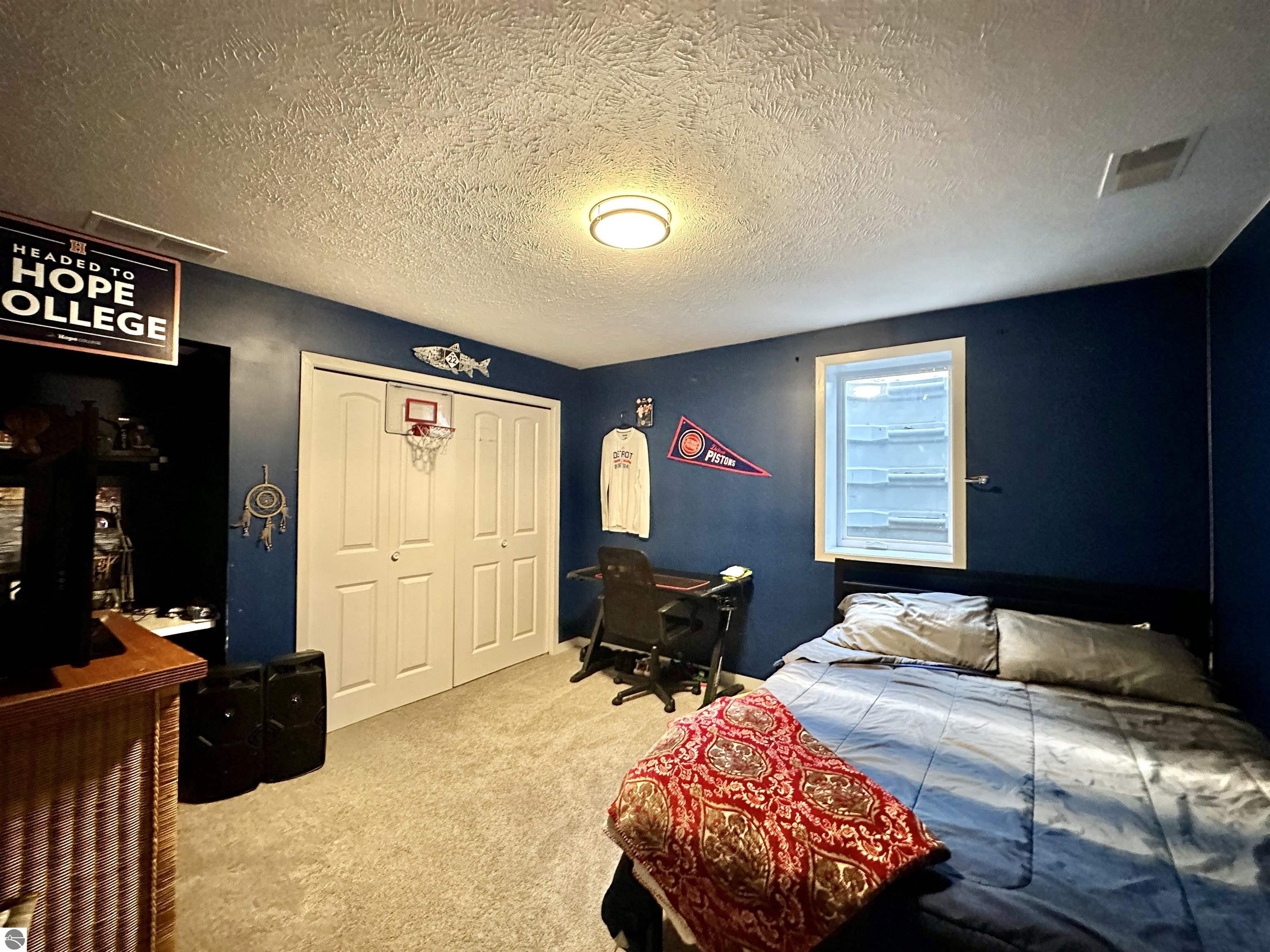 4905 Westchester Commons