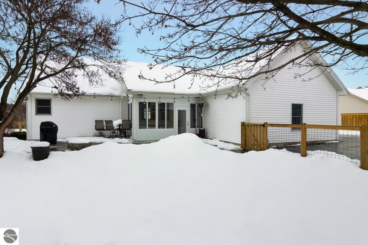 5176 Arlington Lane
