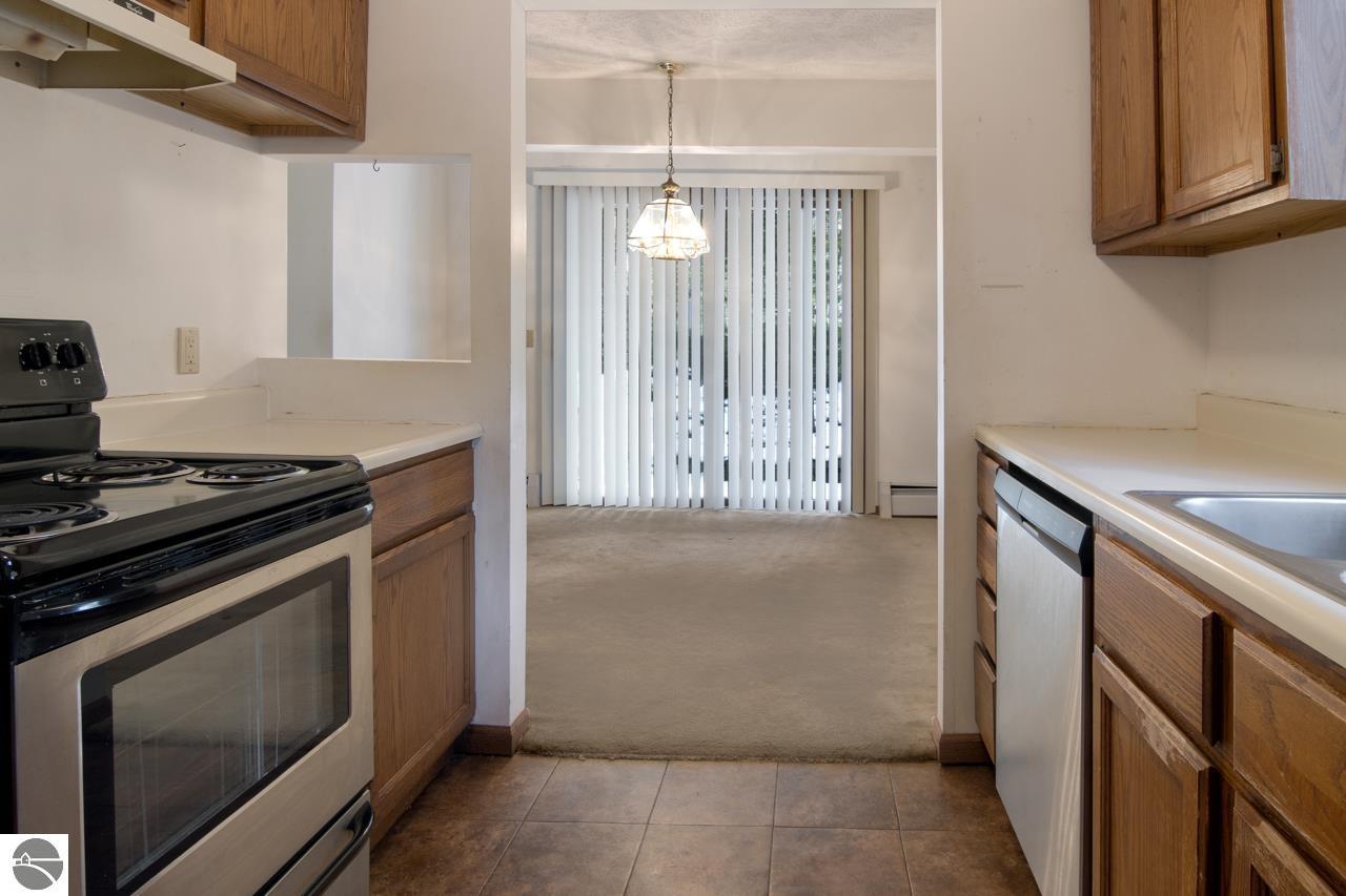 3810 Maid Marian Lane