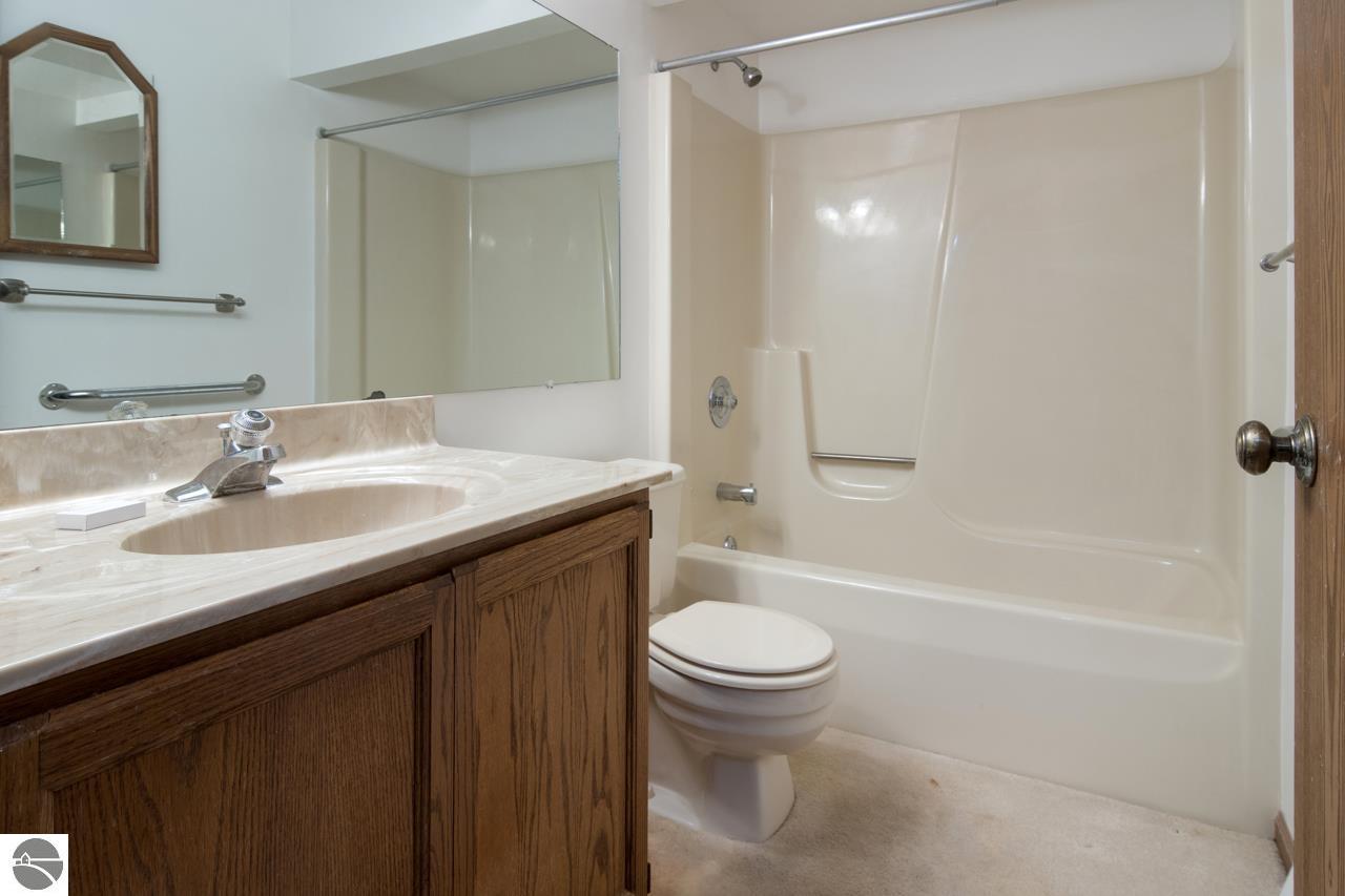 3810 Maid Marian Lane