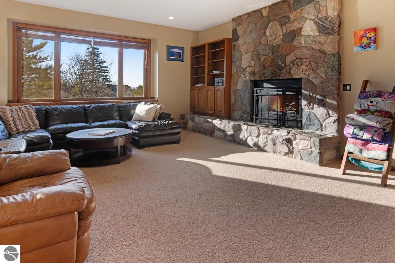 729 Quail Ridge