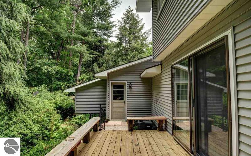 3533 Woodland Trail