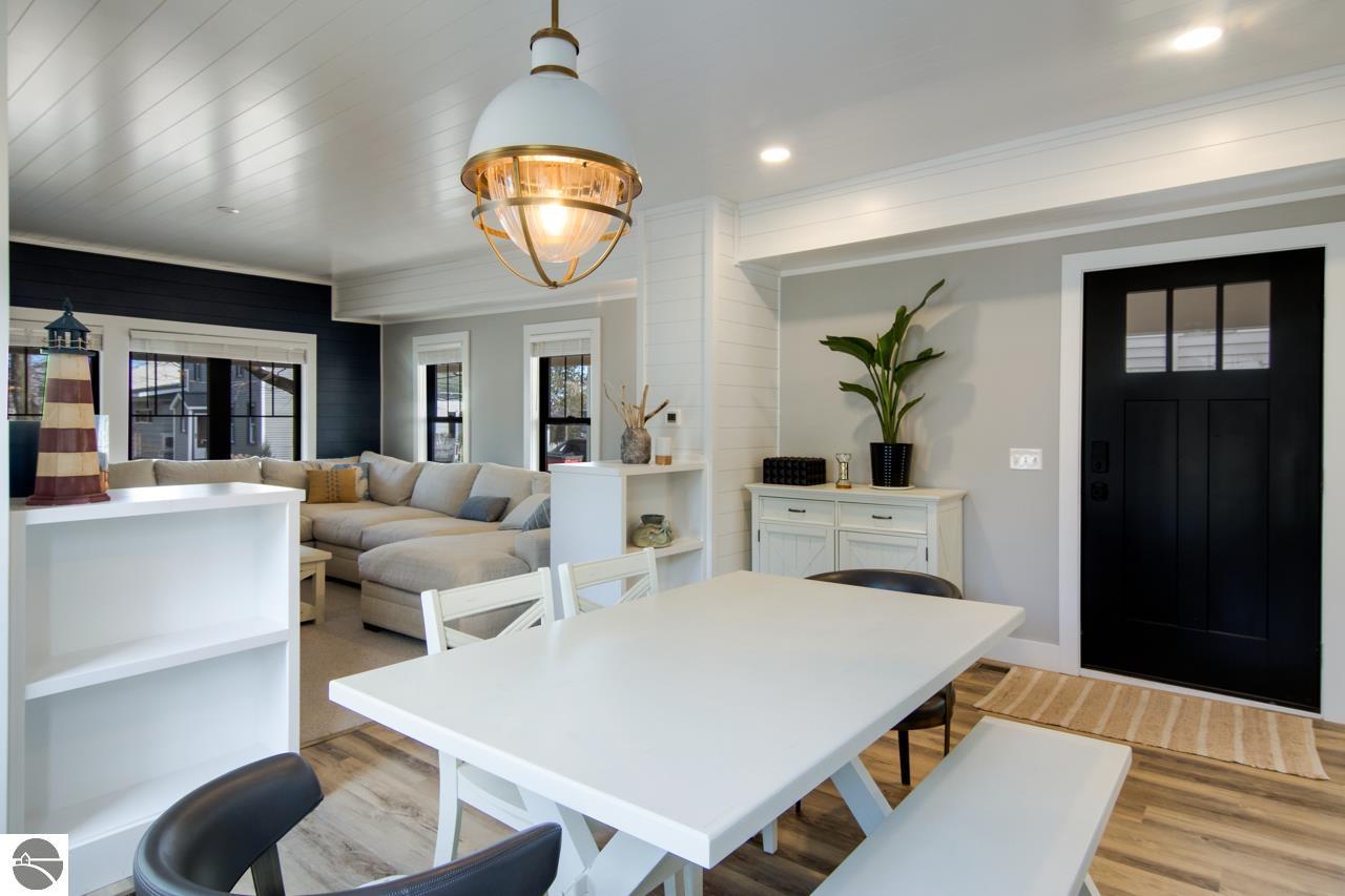 513 Second Street