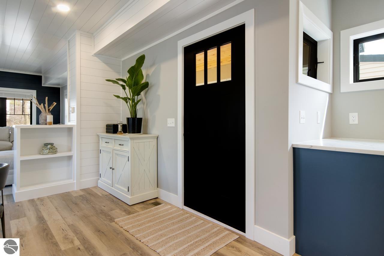 513 Second Street