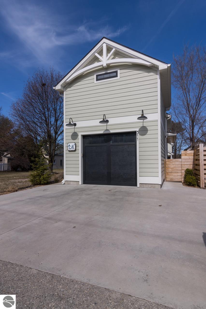513 Second Street