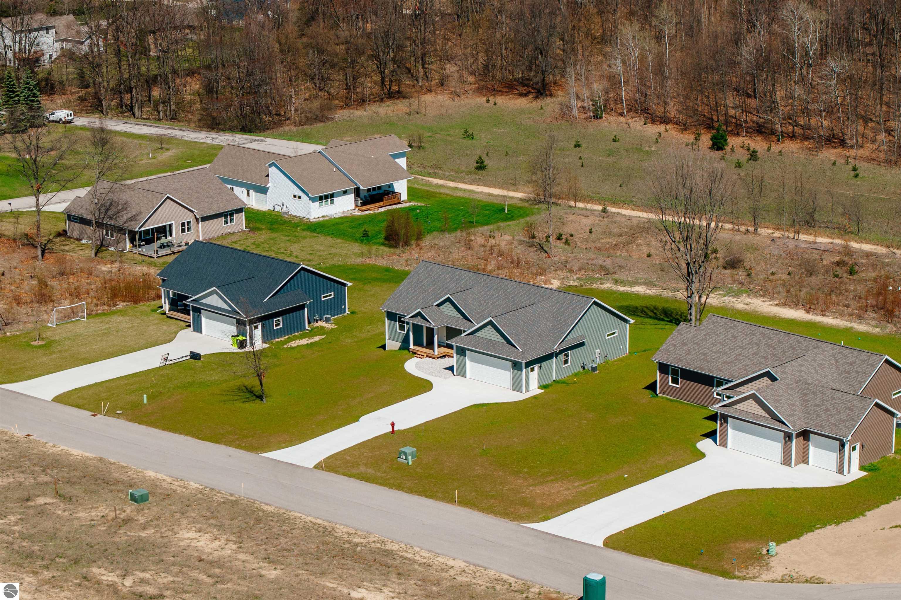 898 Coyote Lane
