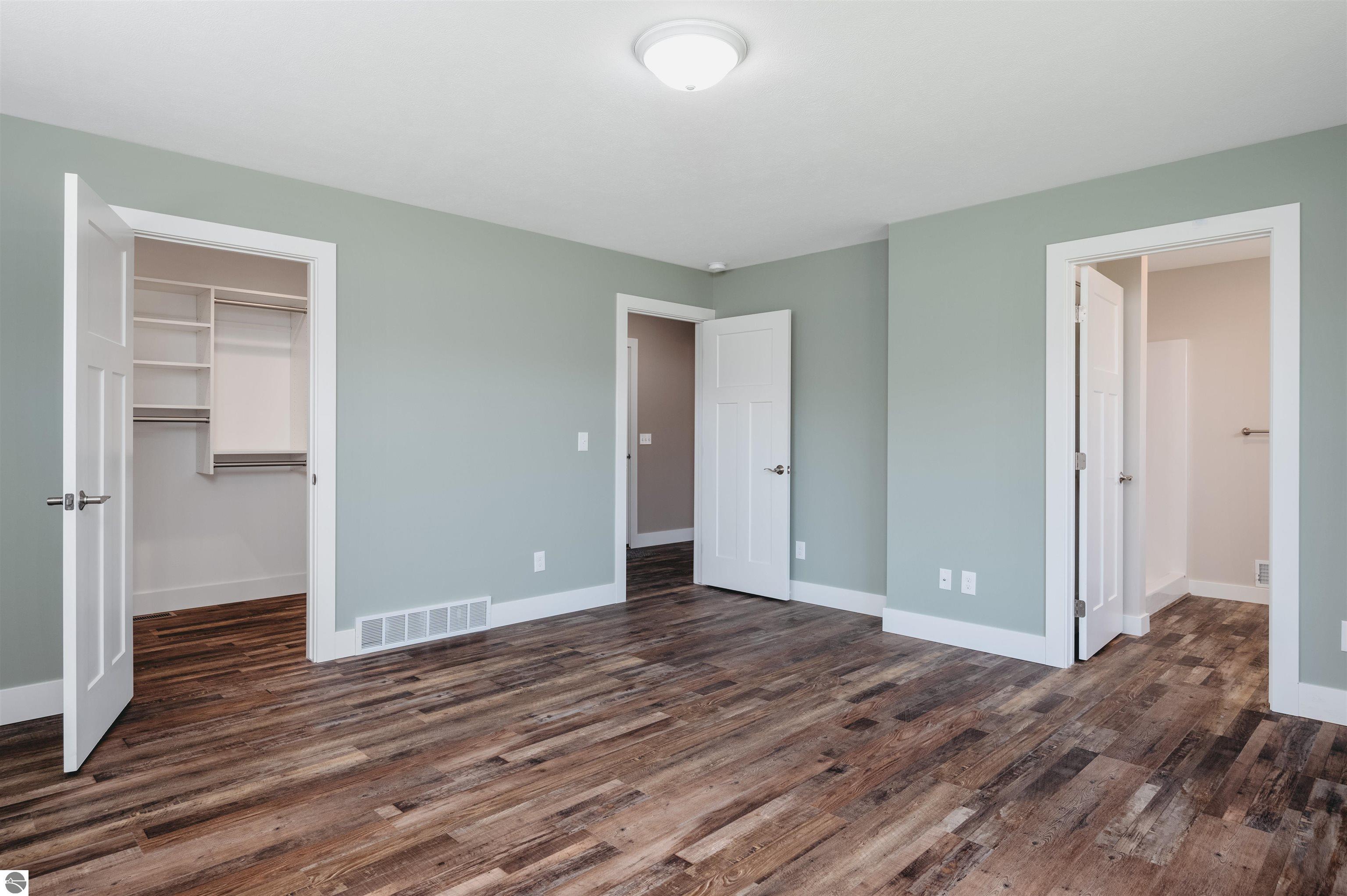 898 Coyote Lane