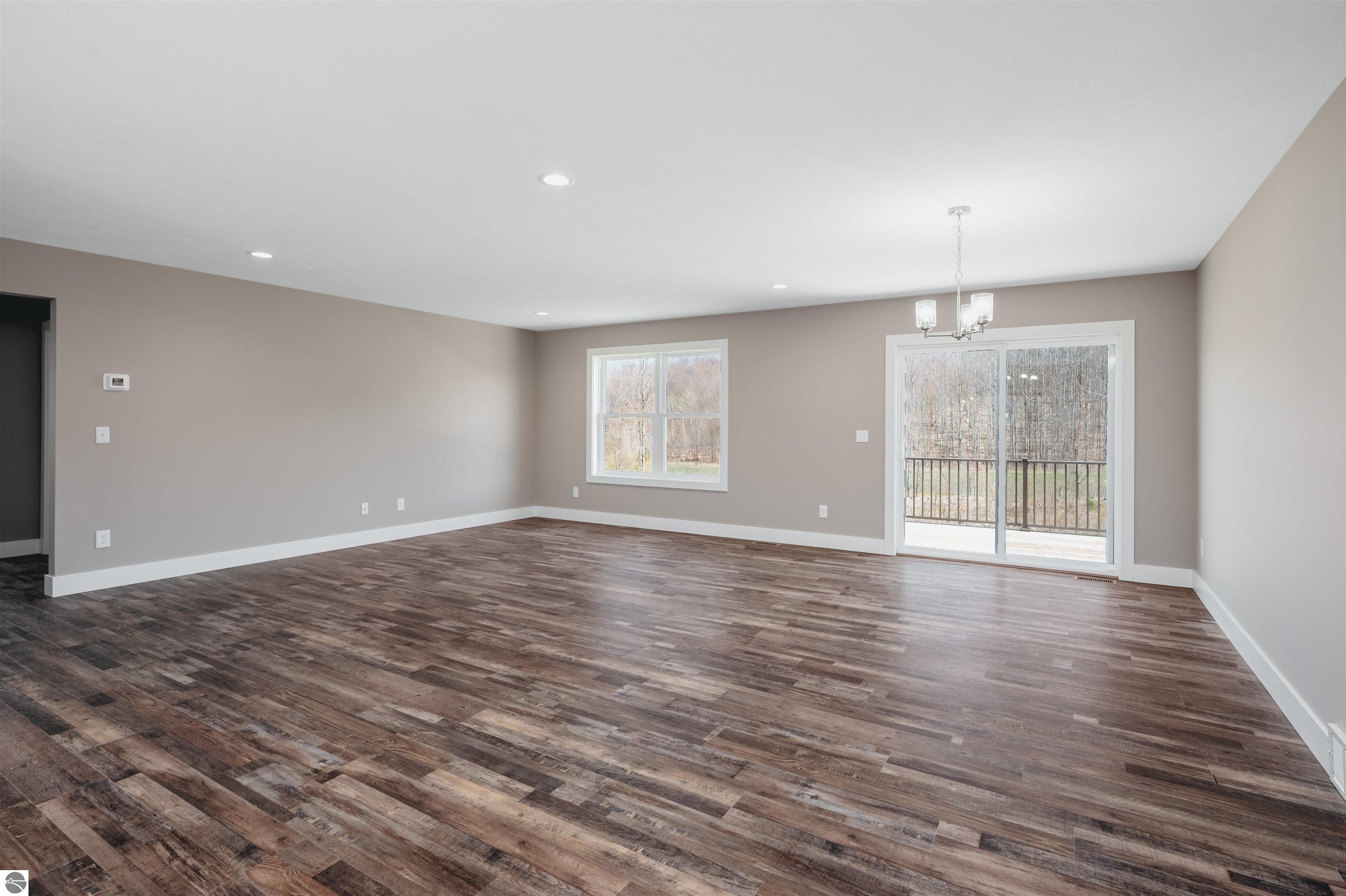 898 Coyote Lane