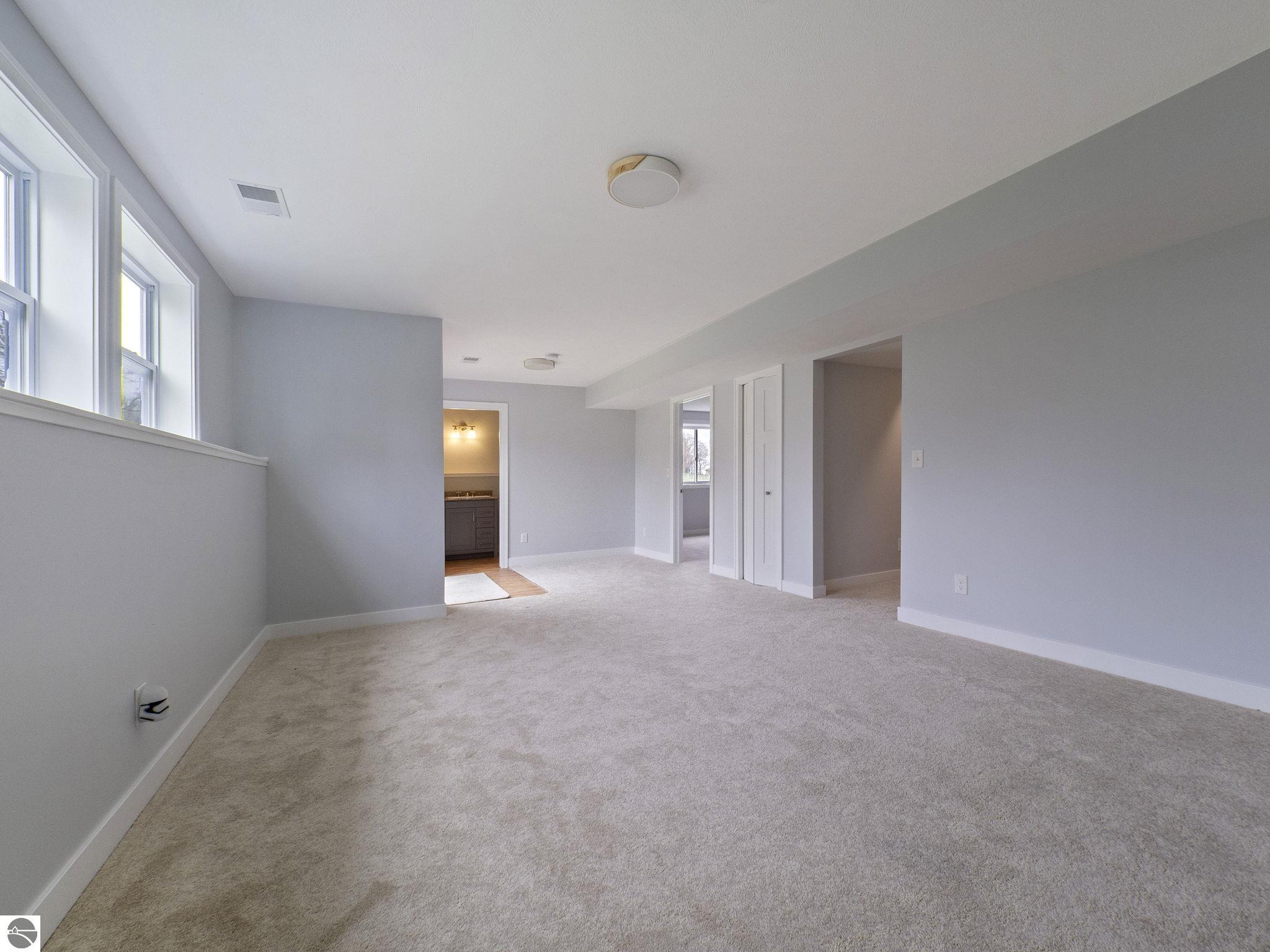 10297 Warren Drive