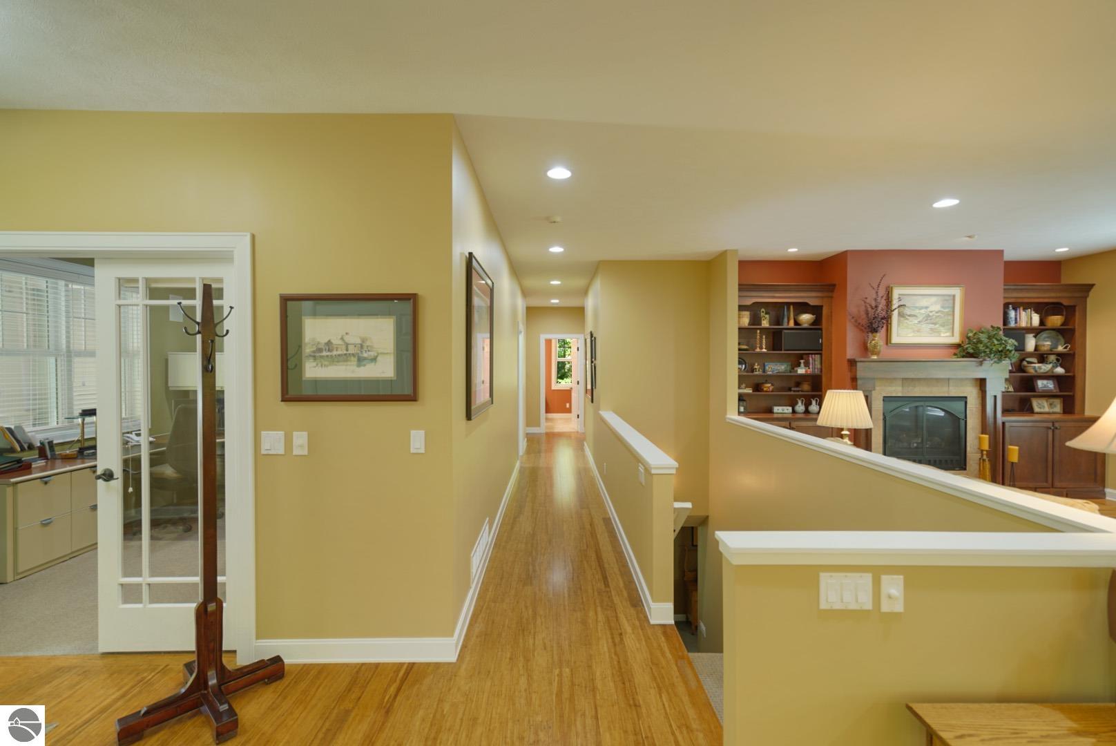 437 Summerwood