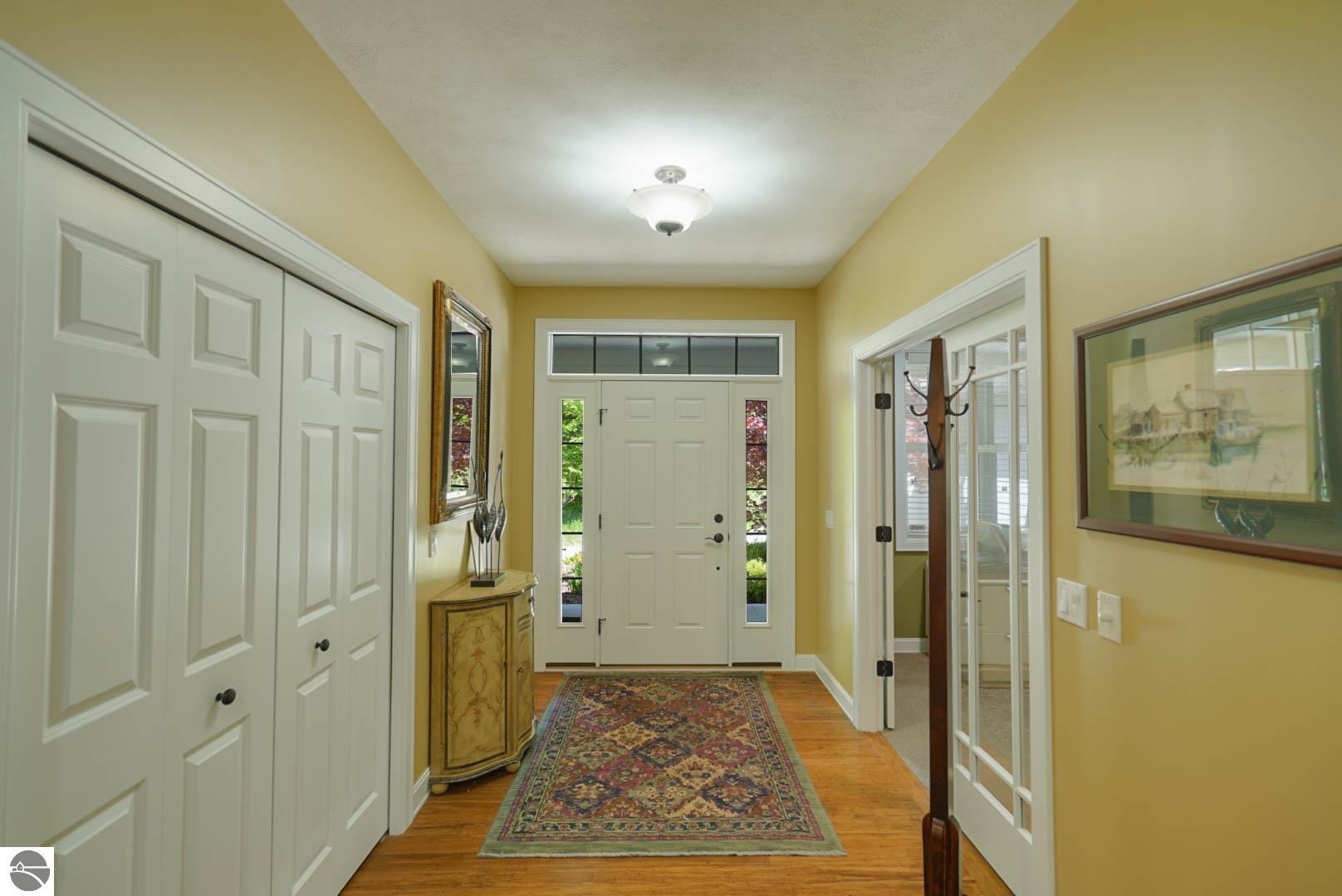 437 Summerwood