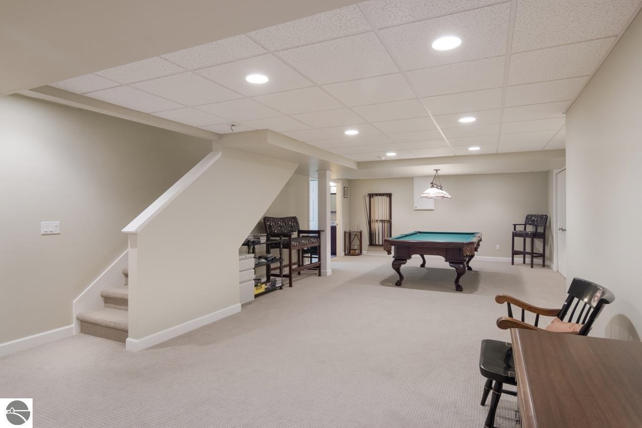 965 Pine Ridge Drive