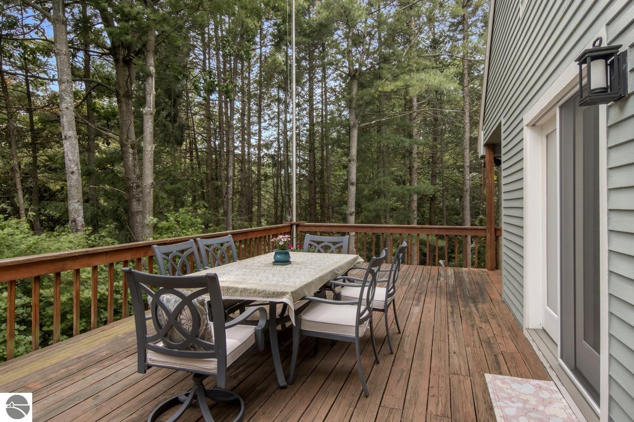 965 Pine Ridge Drive