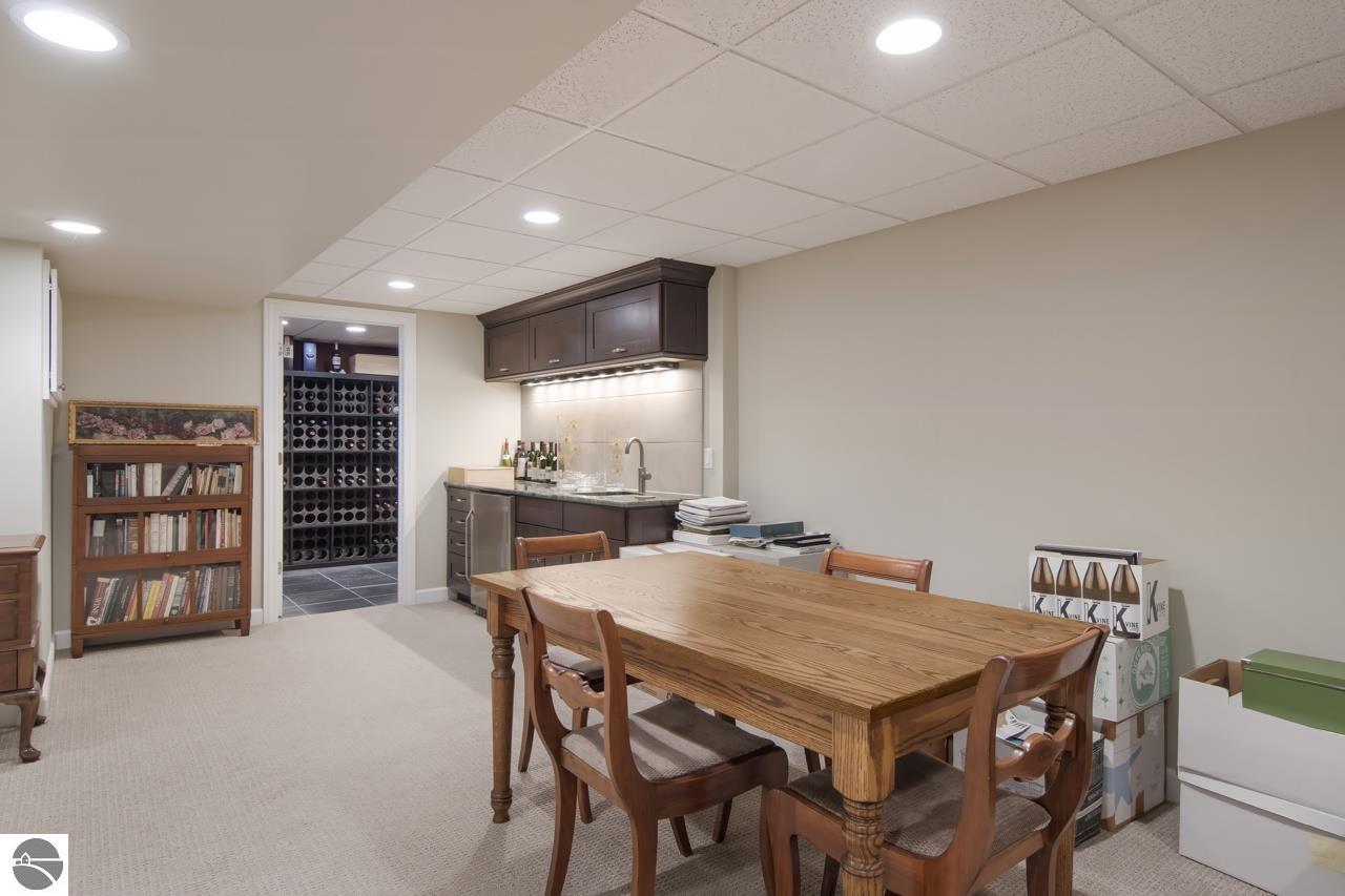 965 Pine Ridge Drive