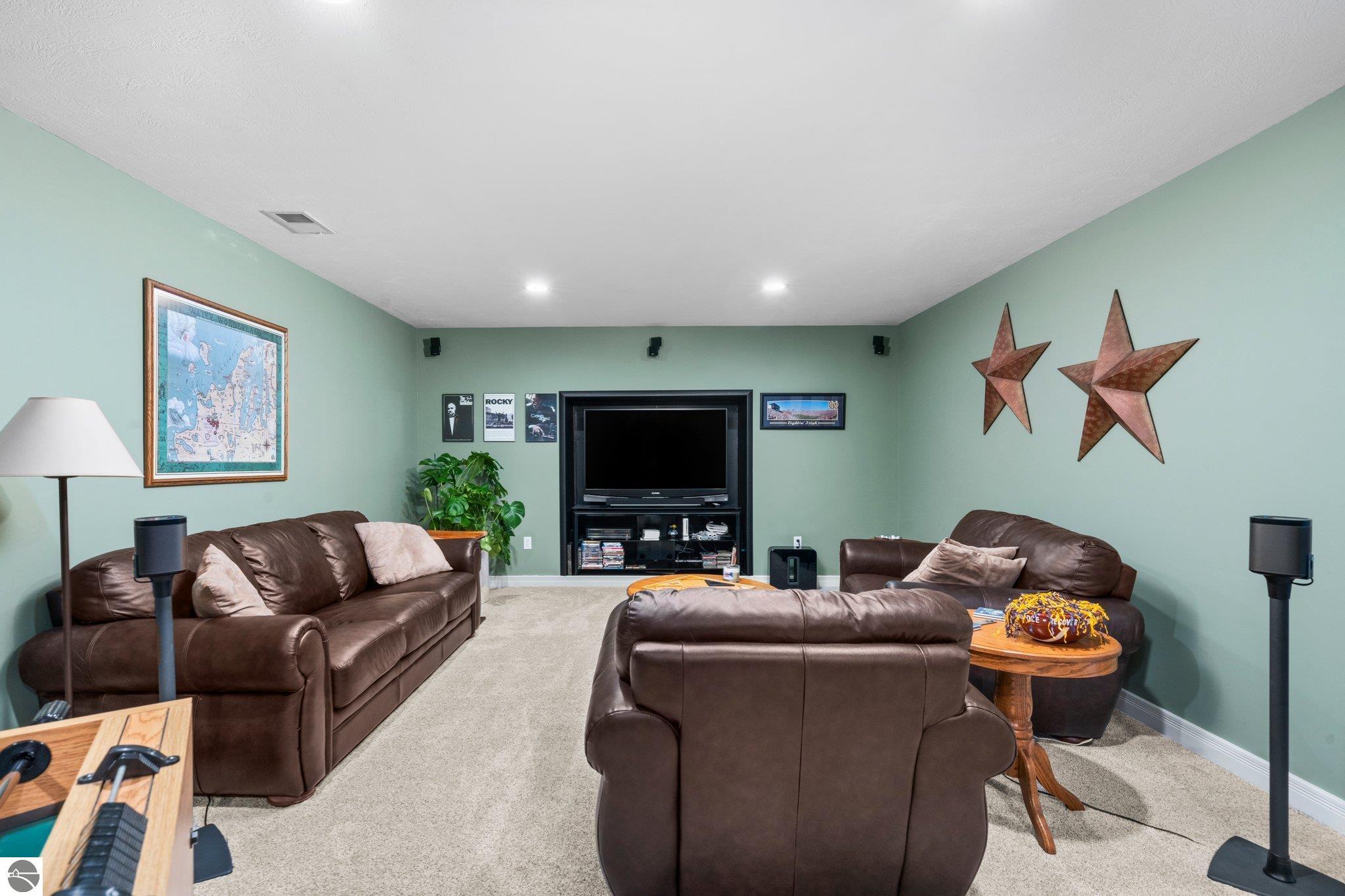 3215 Holiday Village Road