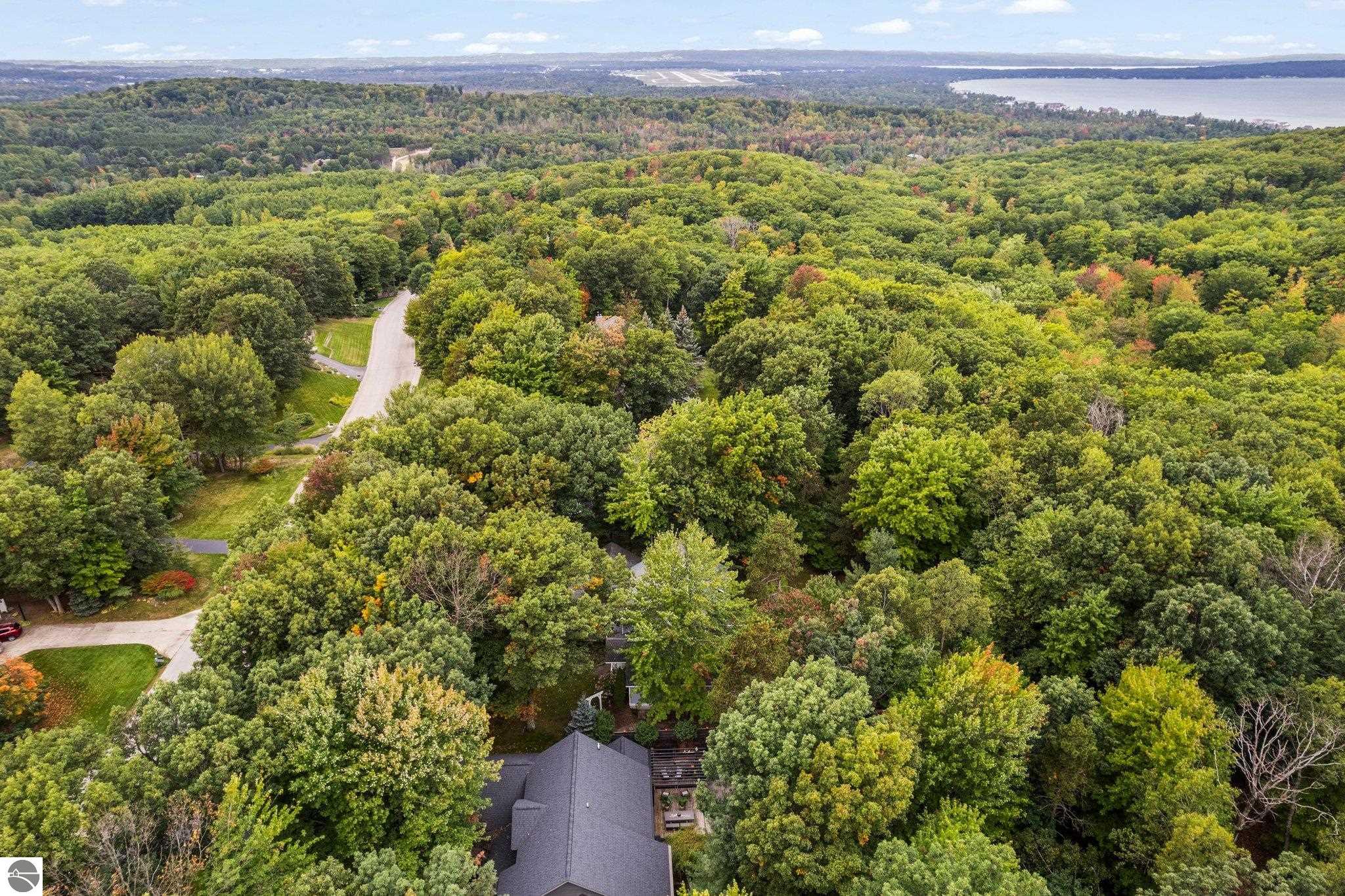 3215 Holiday Village Road