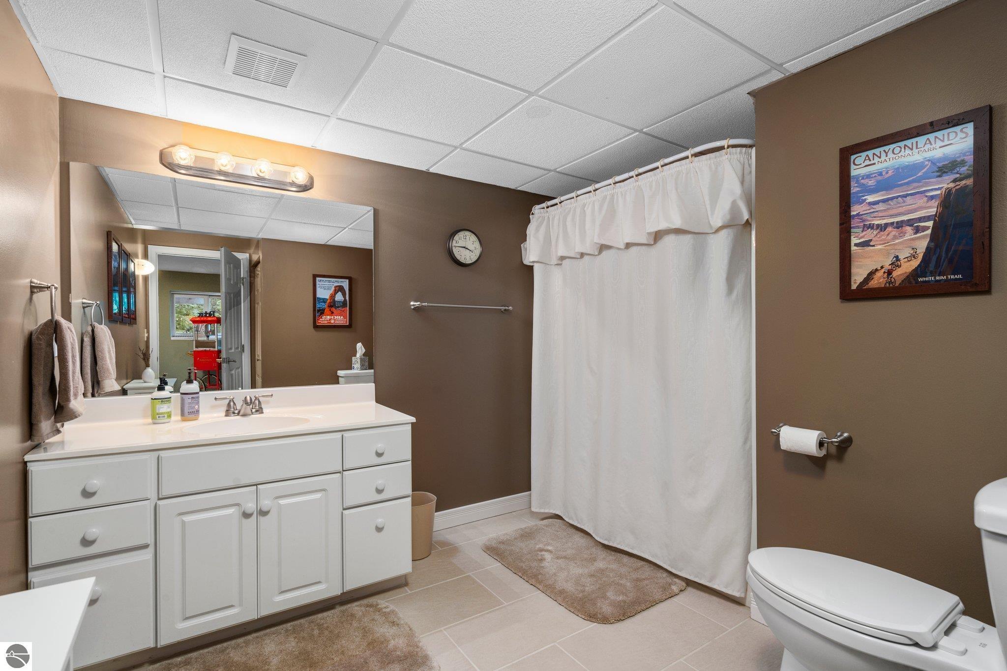 3215 Holiday Village Road