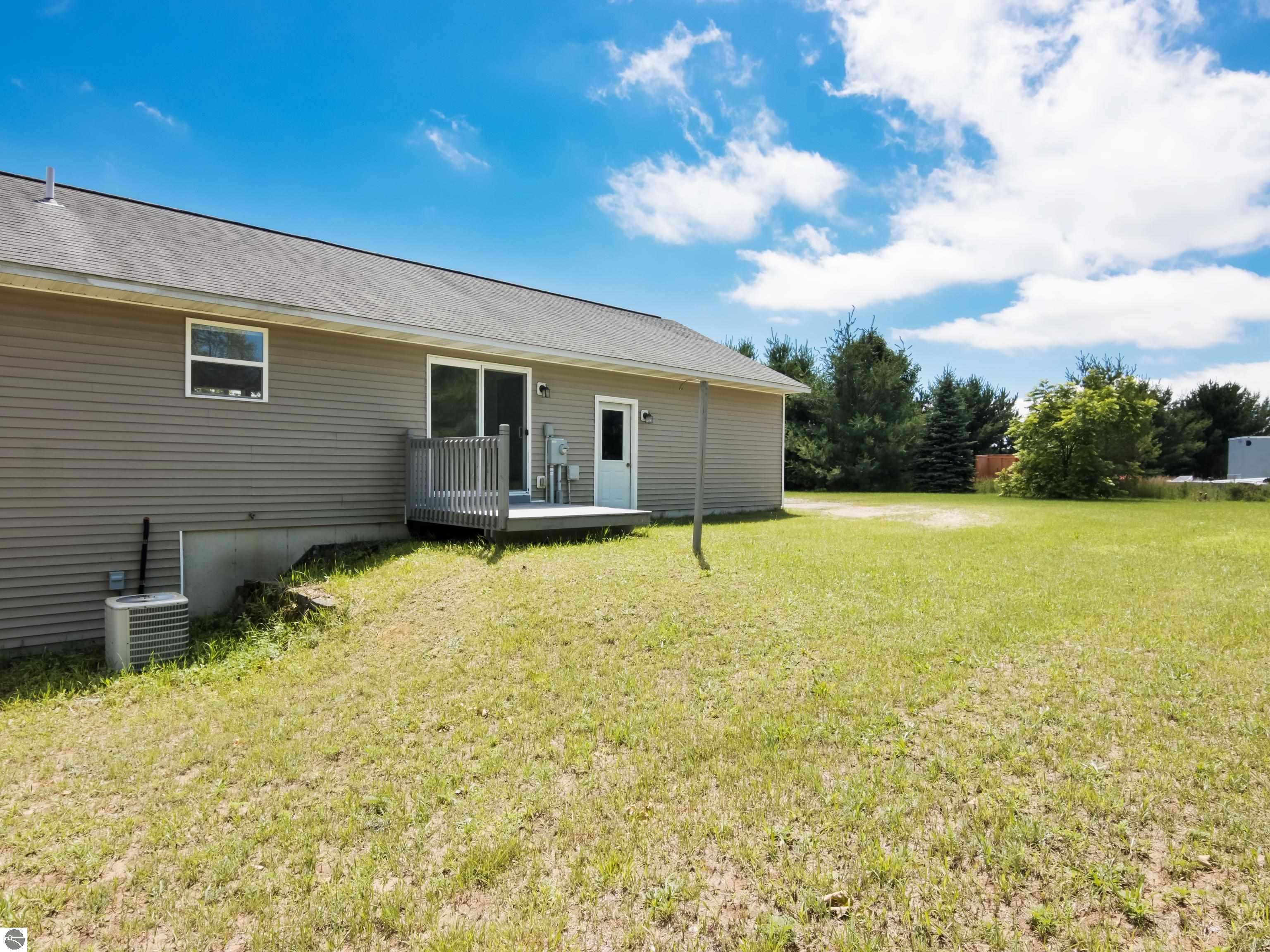 8394 King Arthurs Court