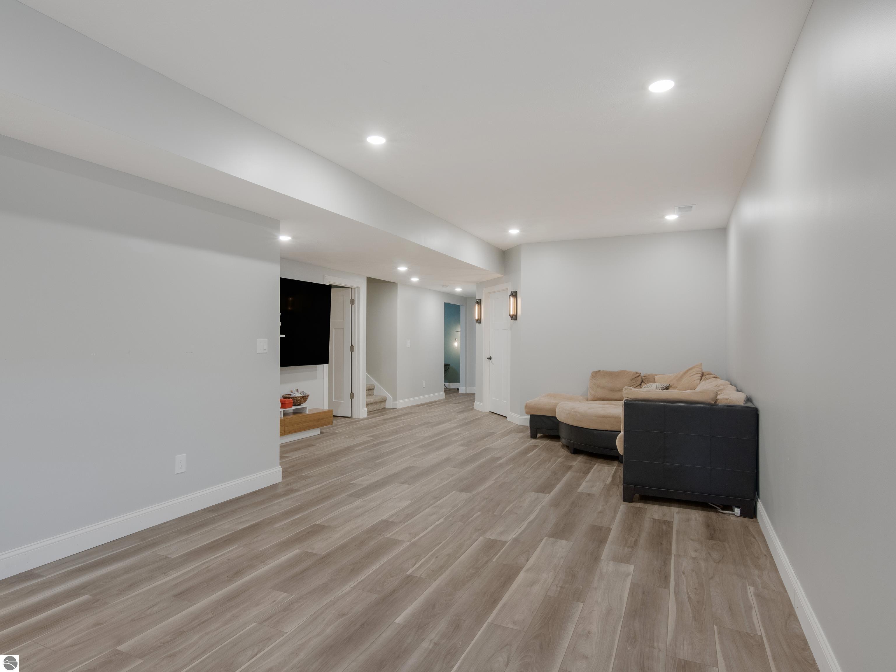 2090 Hayfield Drive