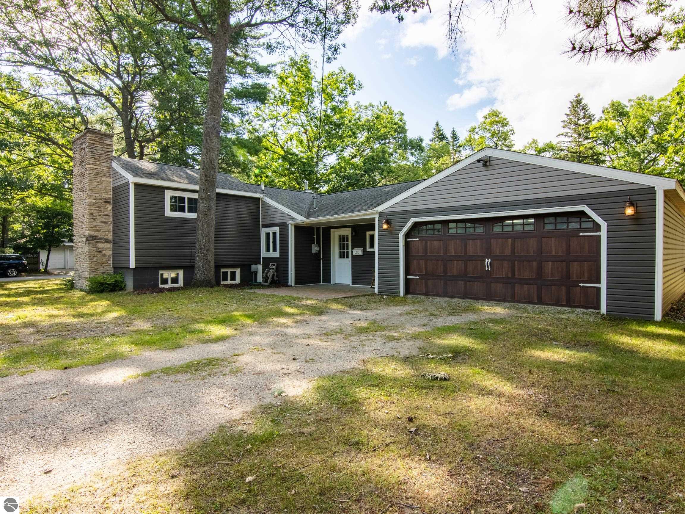 448 Hamilton