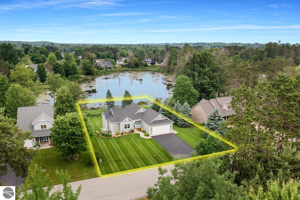 1575 Grays Lane