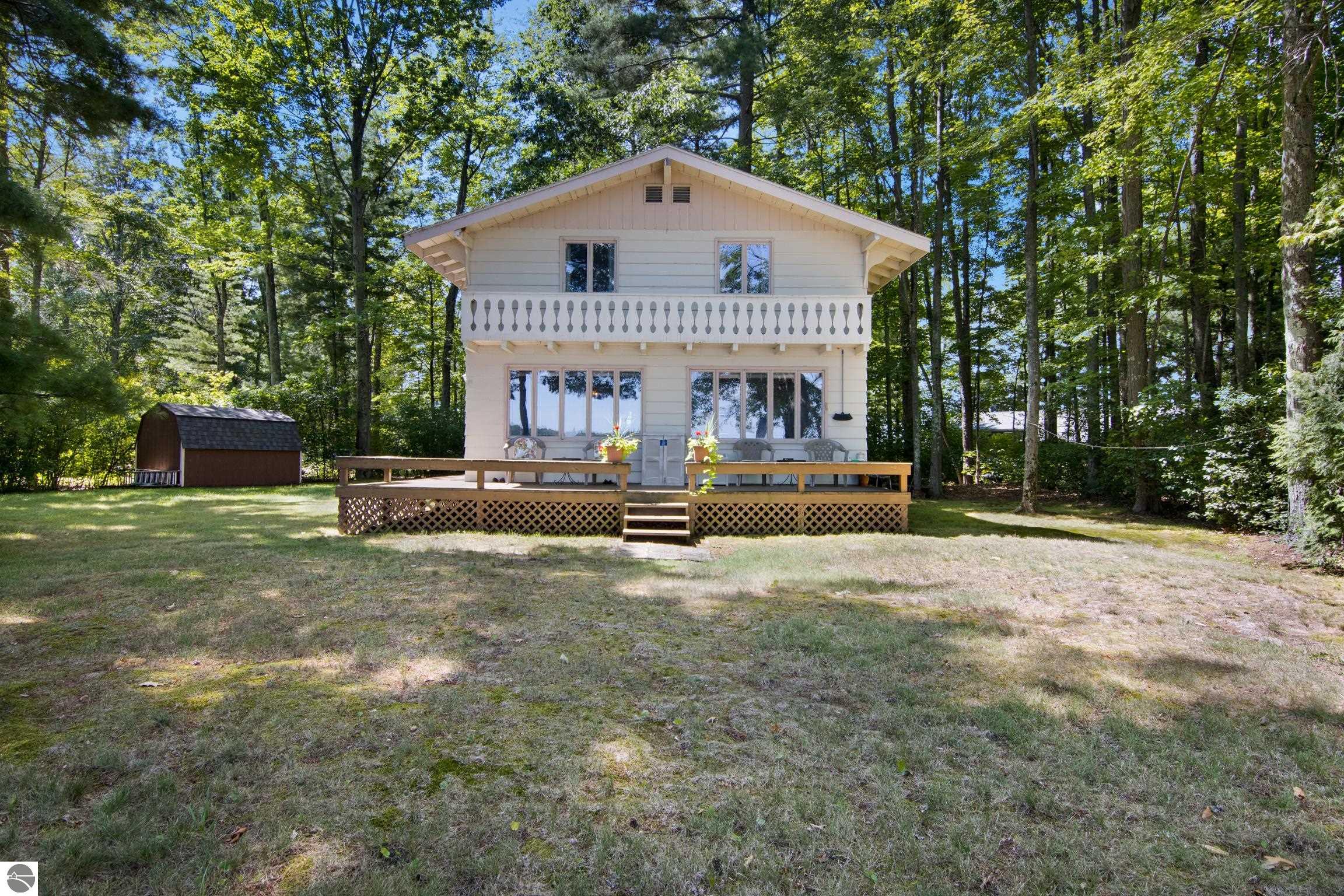 4259 Lakeview Drive