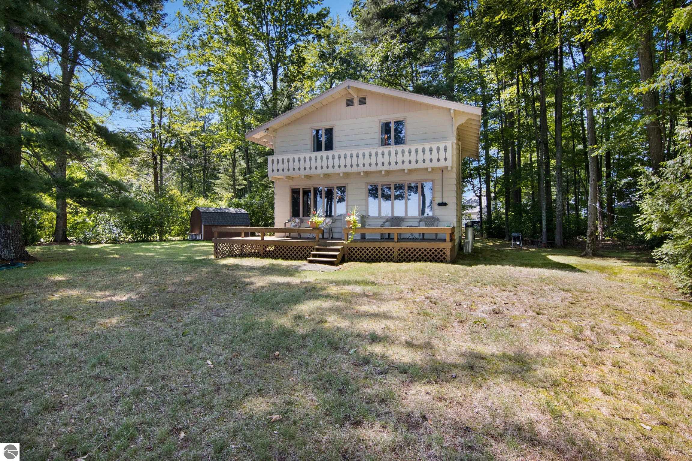 4259 Lakeview Drive