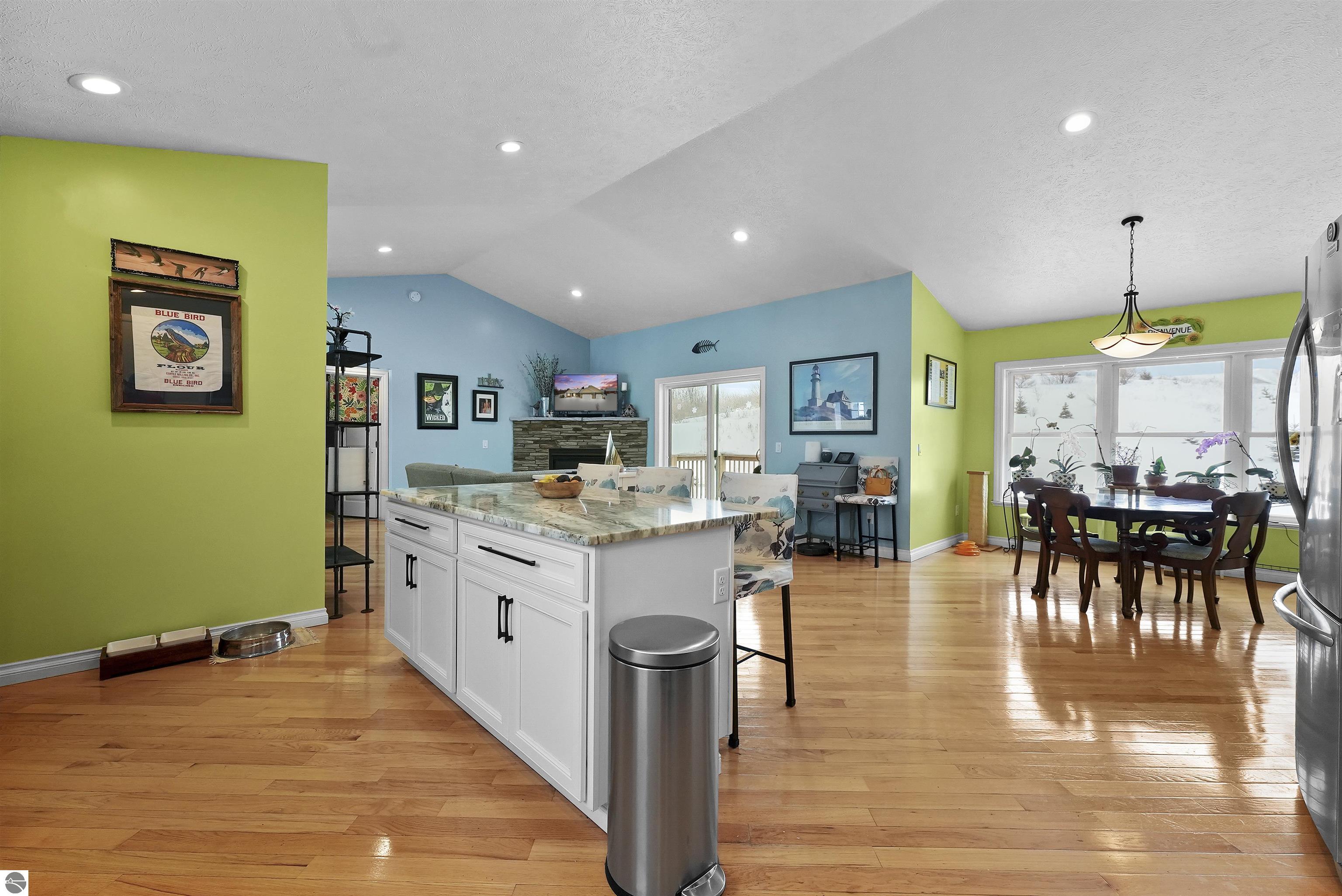 7396 Briar Ridge Drive