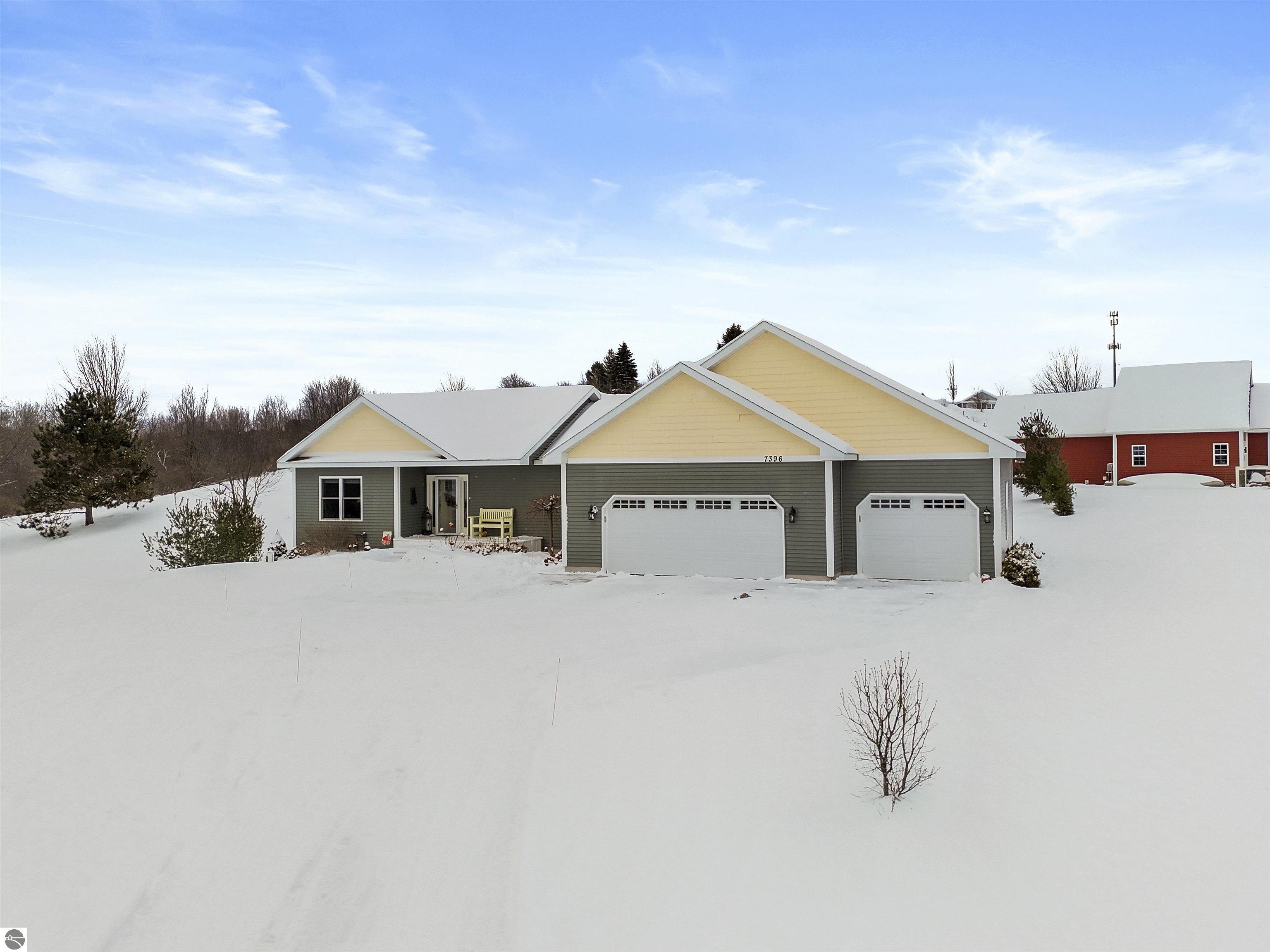 7396 Briar Ridge Drive