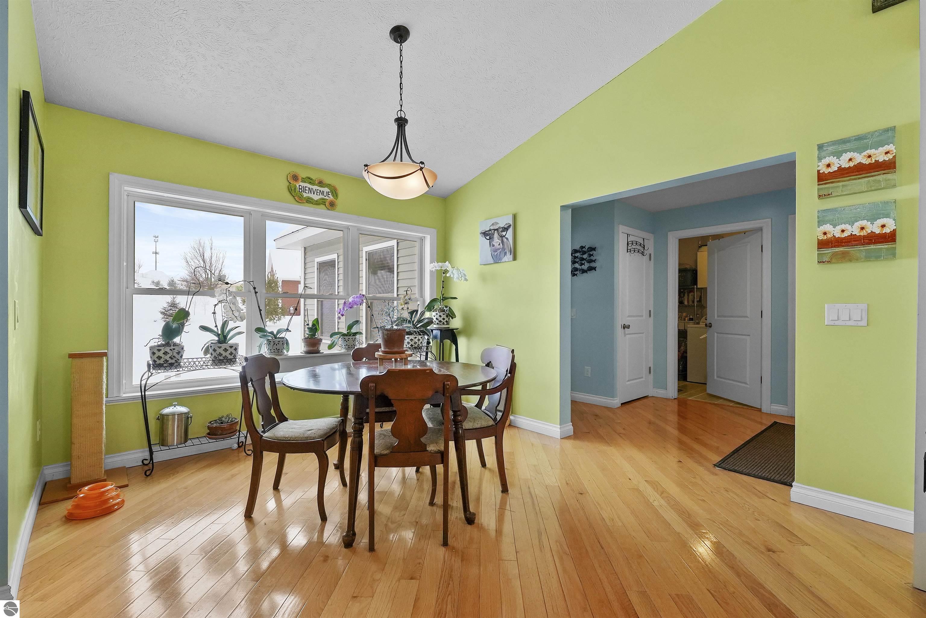 7396 Briar Ridge Drive