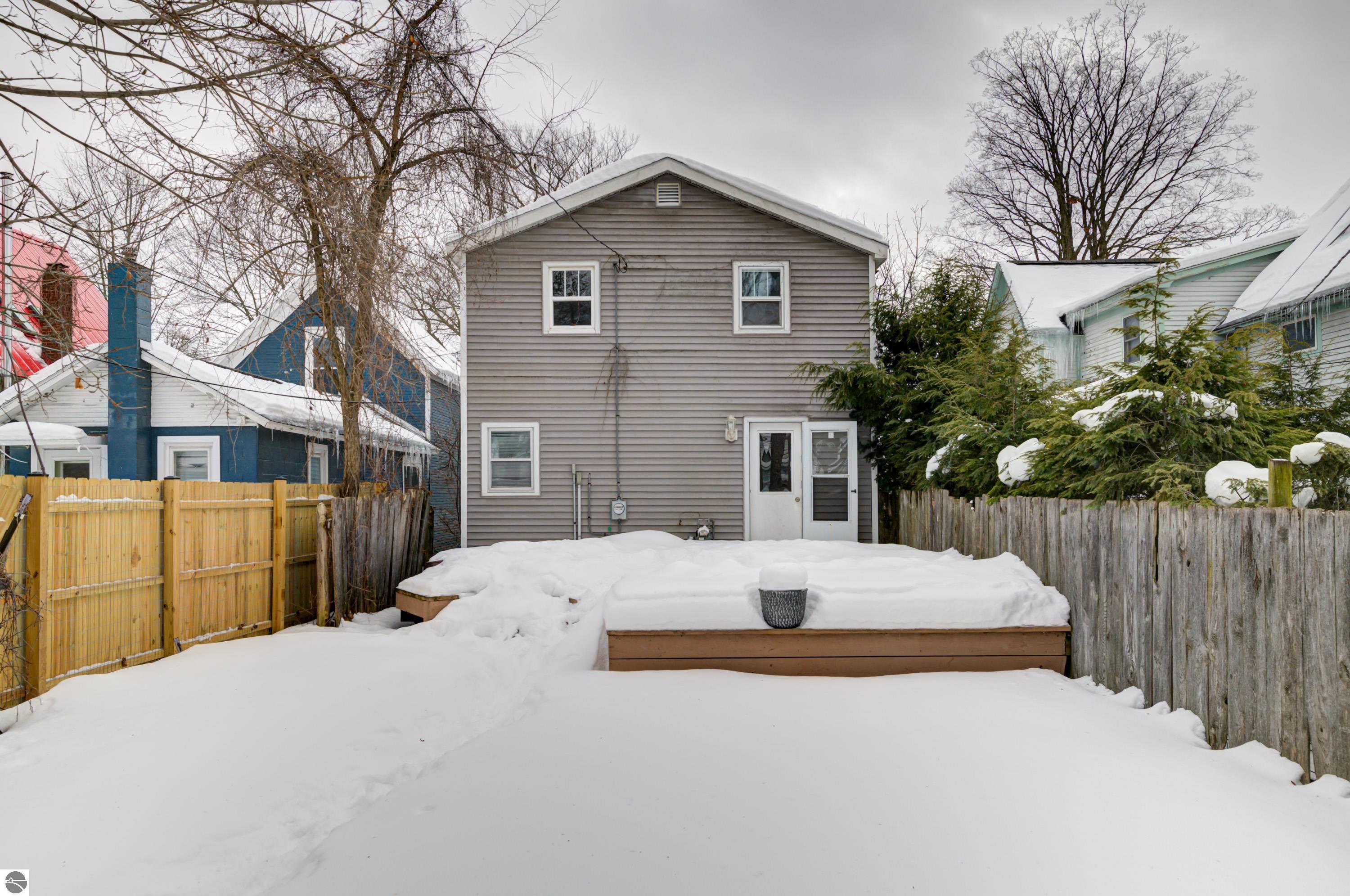 408 W Tenth Street