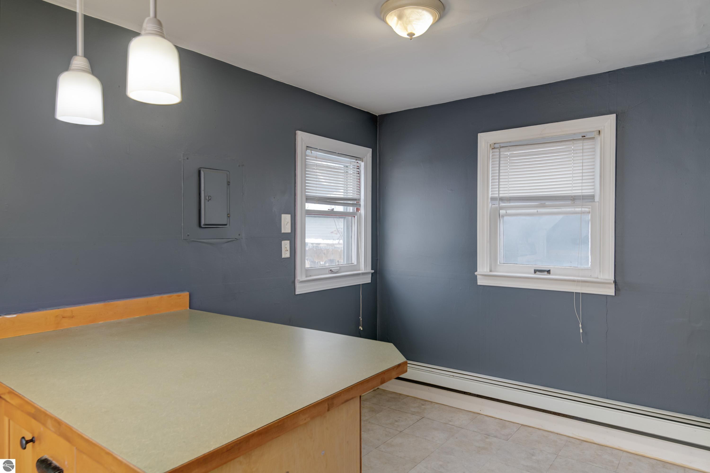 408 W Tenth Street