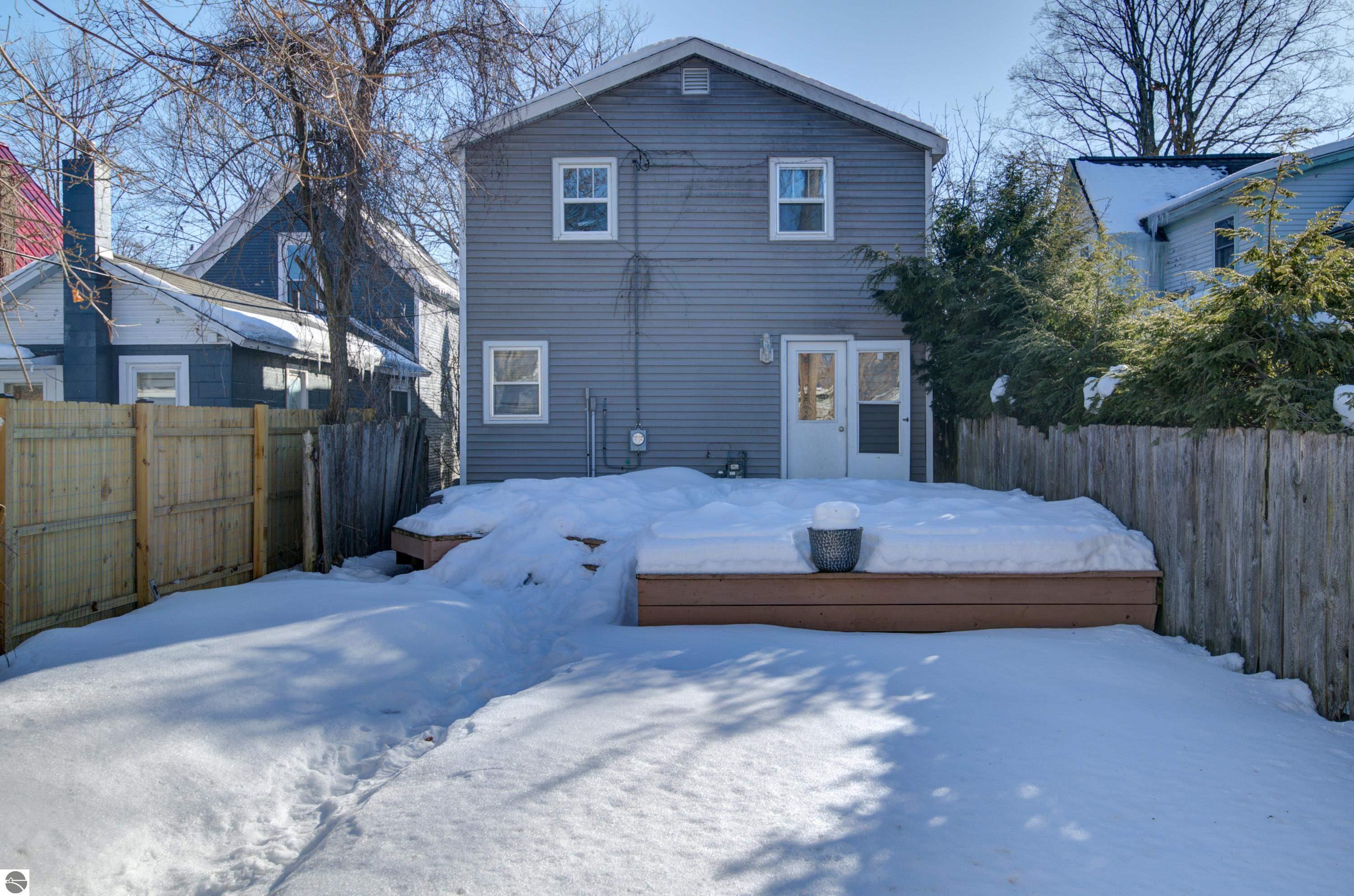 408 W Tenth Street