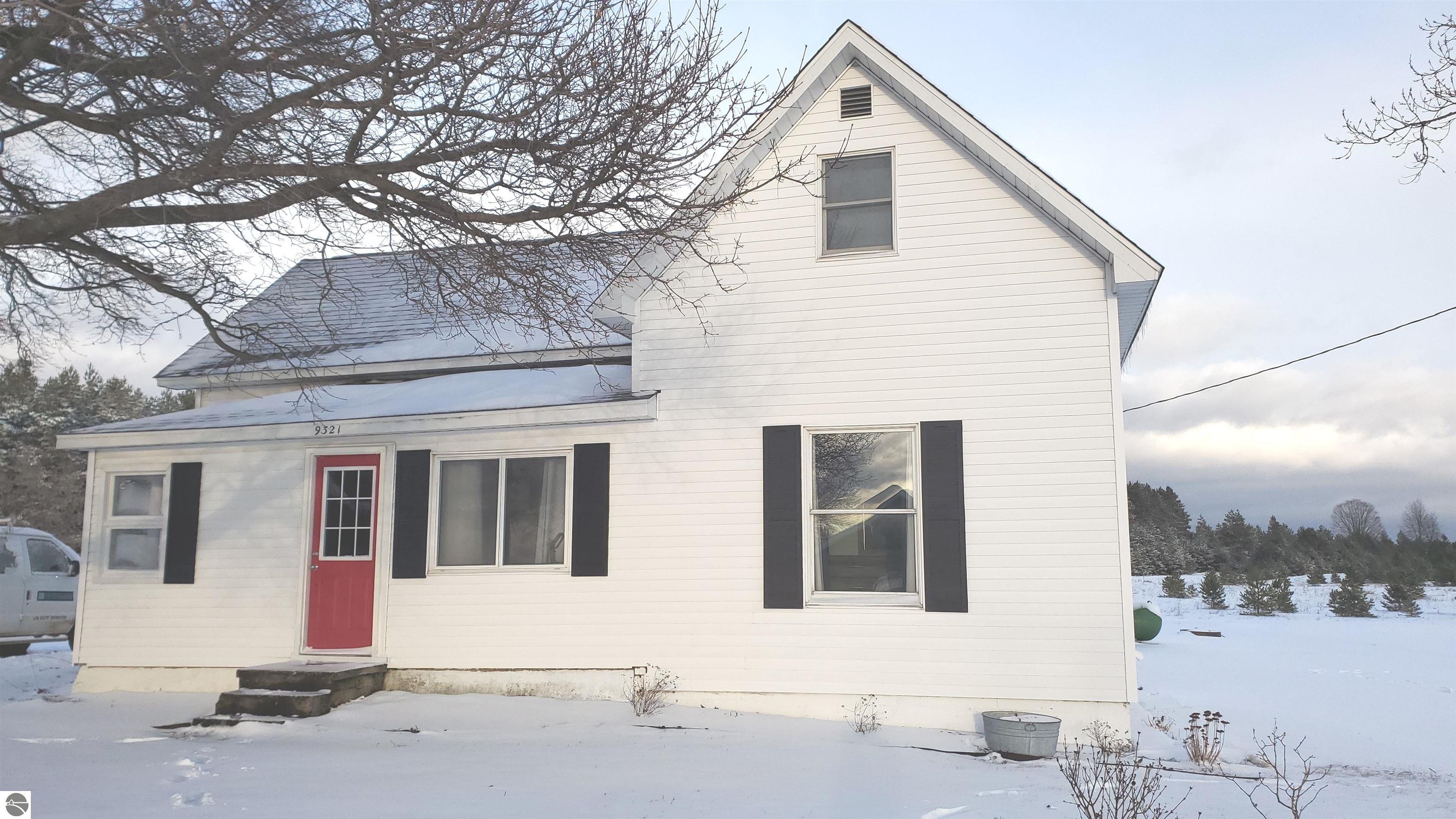 9321 Tillotson