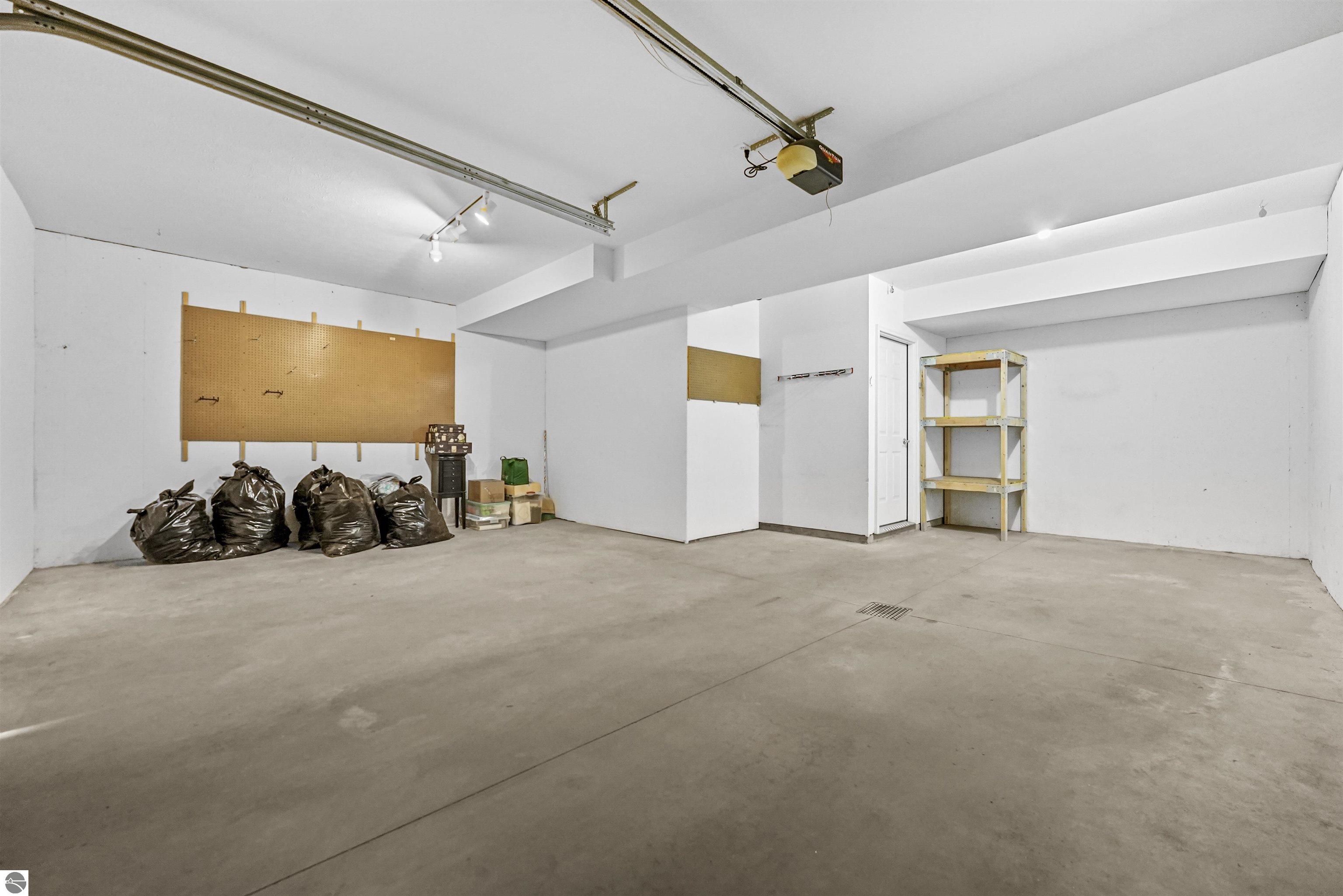 4013 Robinhood Lane