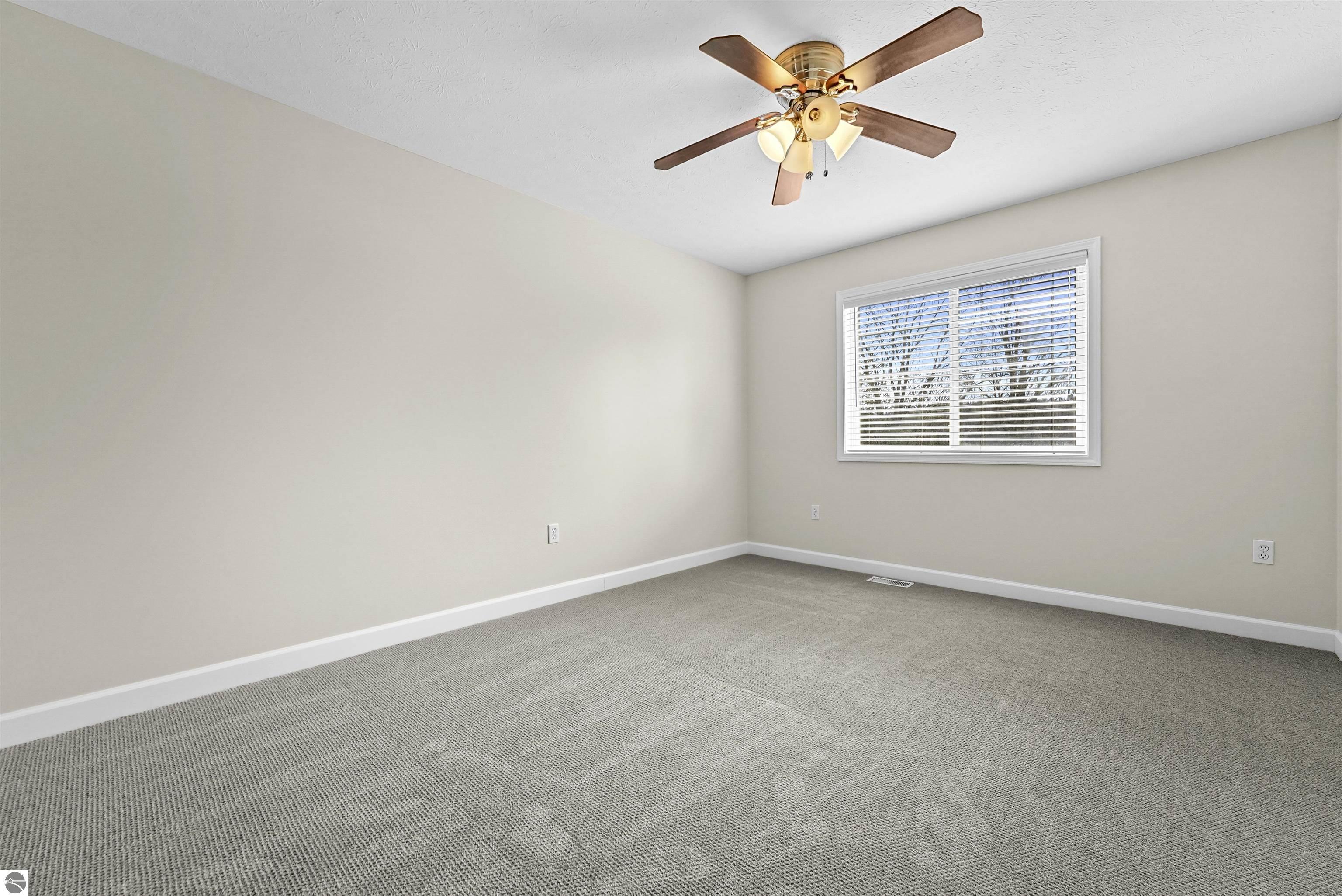 4013 Robinhood Lane
