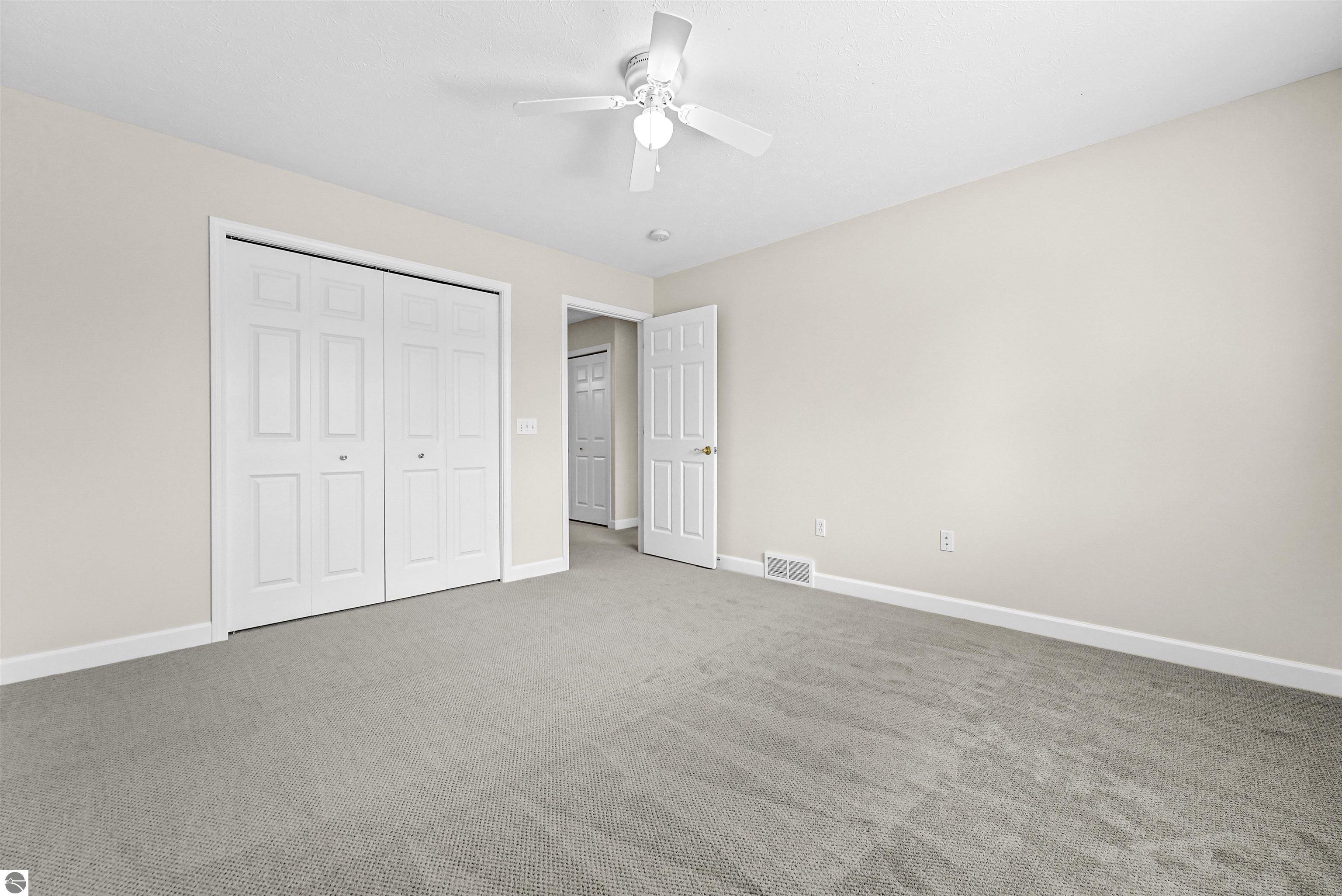 4013 Robinhood Lane