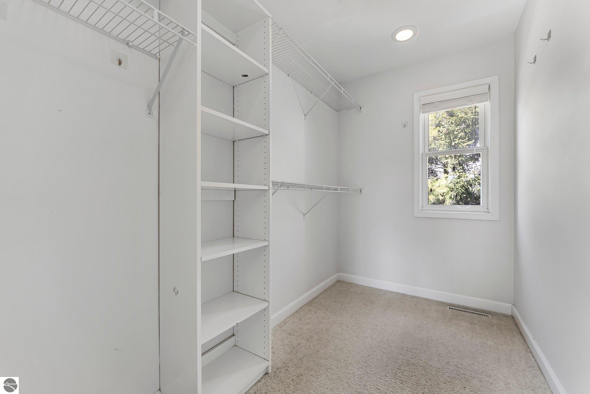 4011 Robin Hood Lane