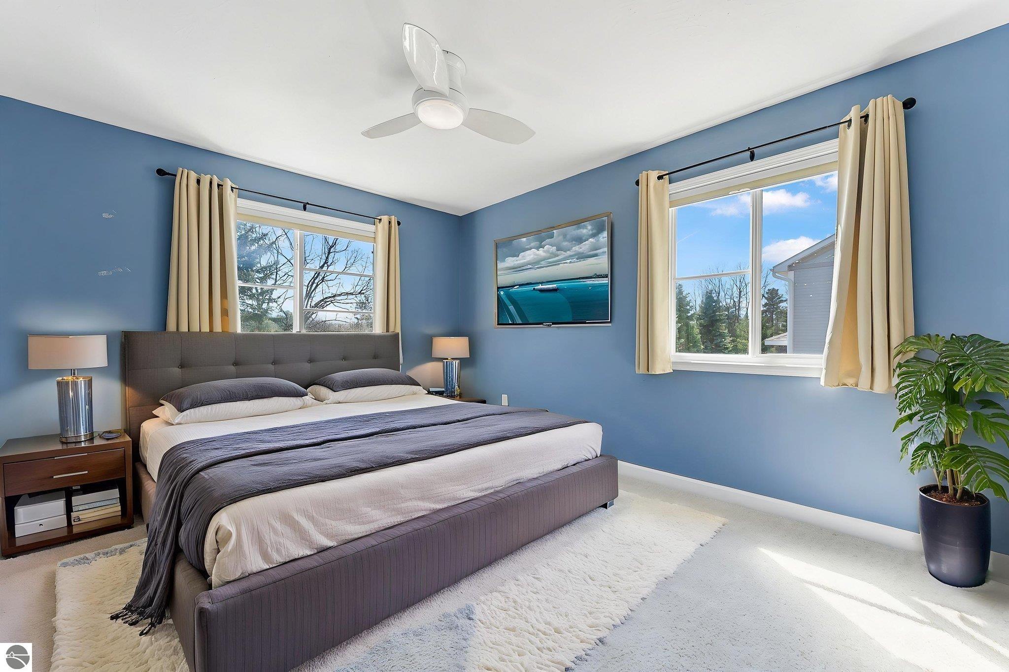 4011 Robin Hood Lane